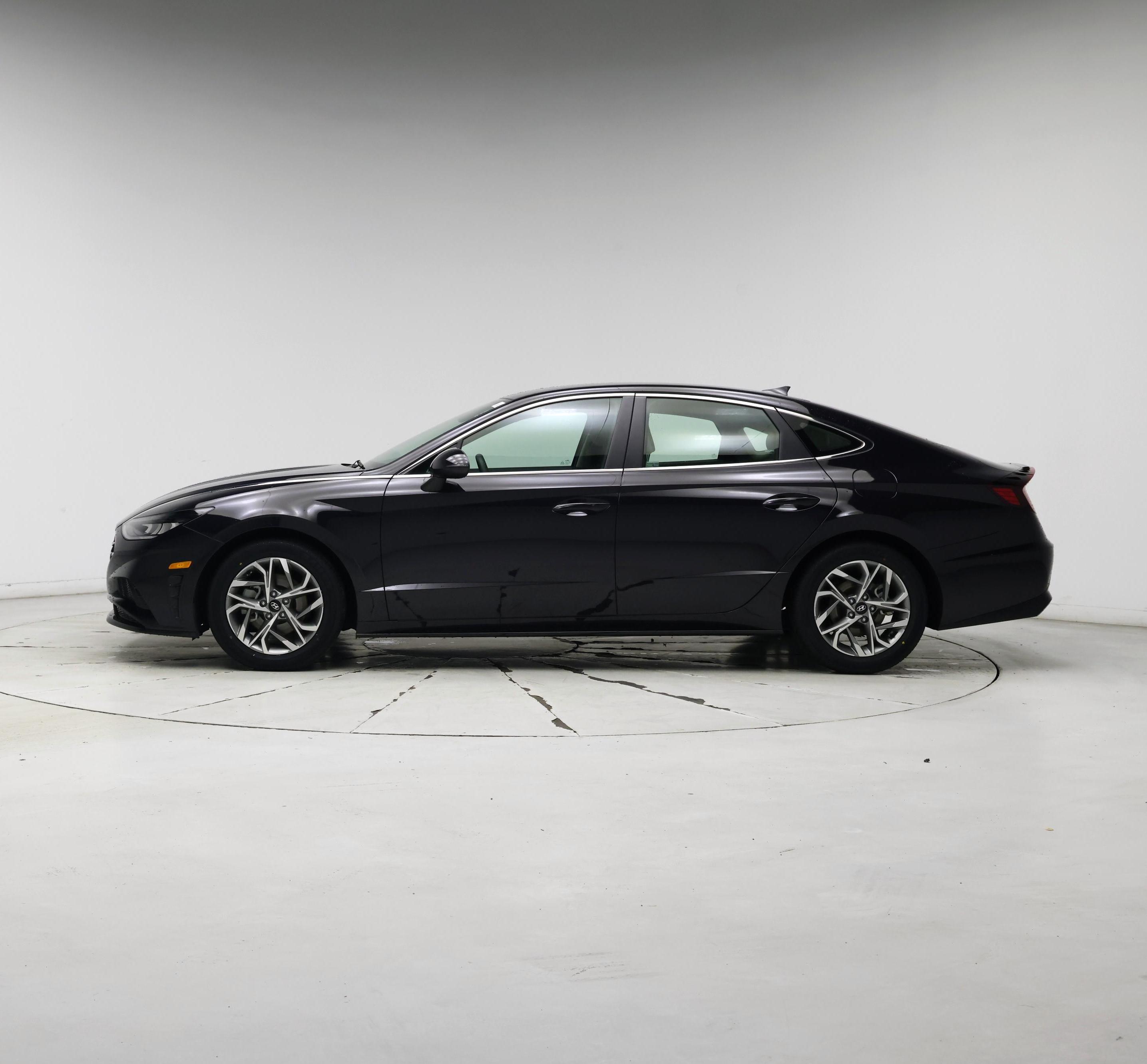 Thumbnail: 2023 Hyundai Sonata - 3