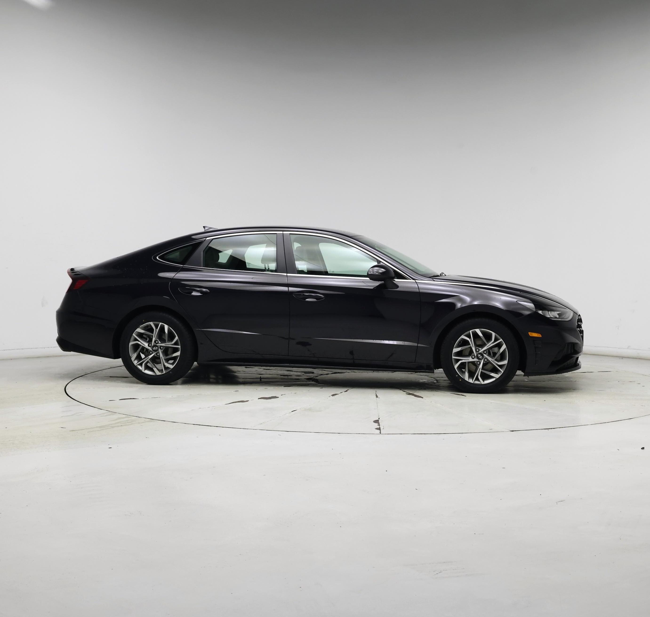 Thumbnail: 2023 Hyundai Sonata - 7