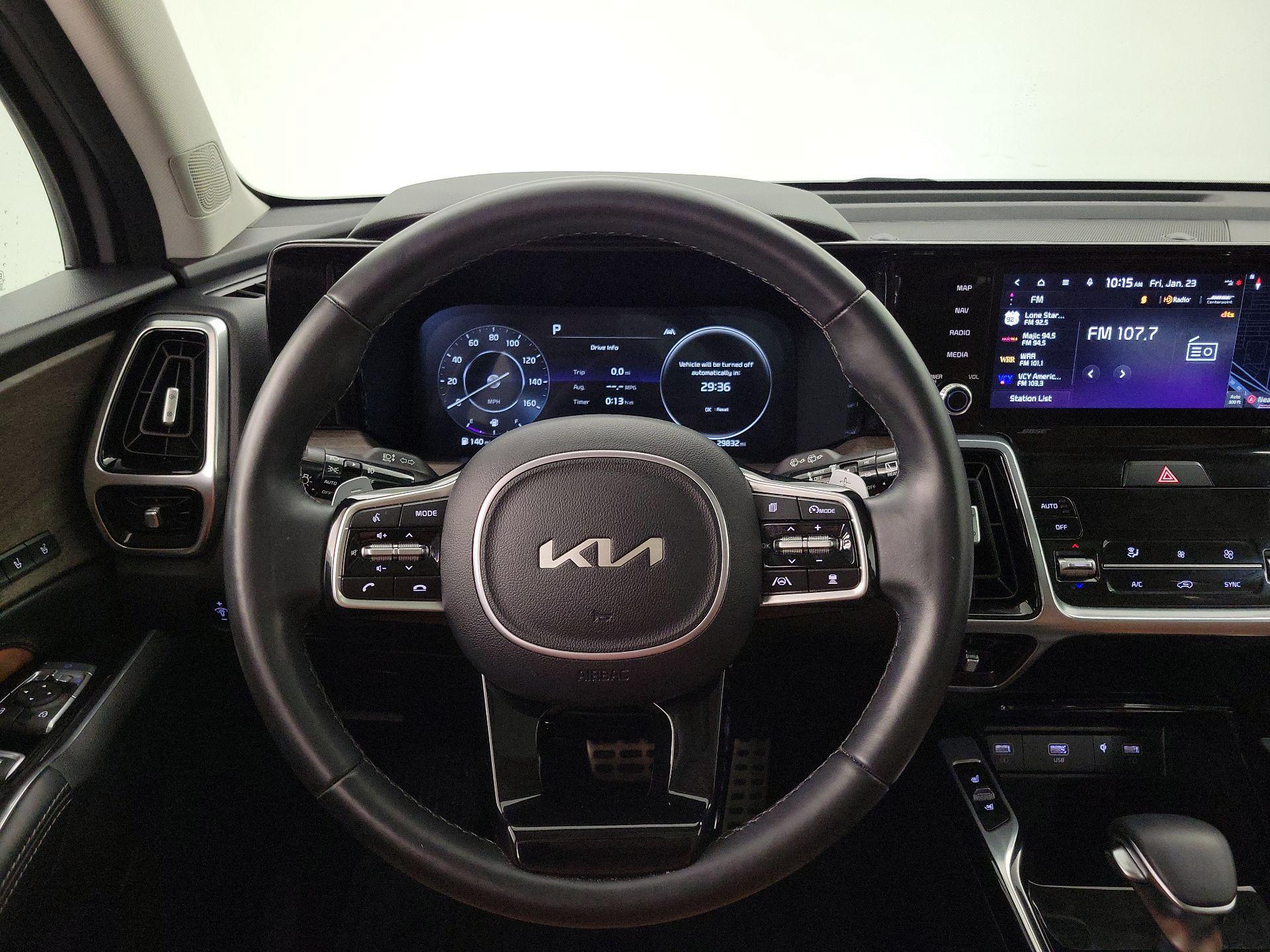 Thumbnail: 2023 Kia Sorento - 10