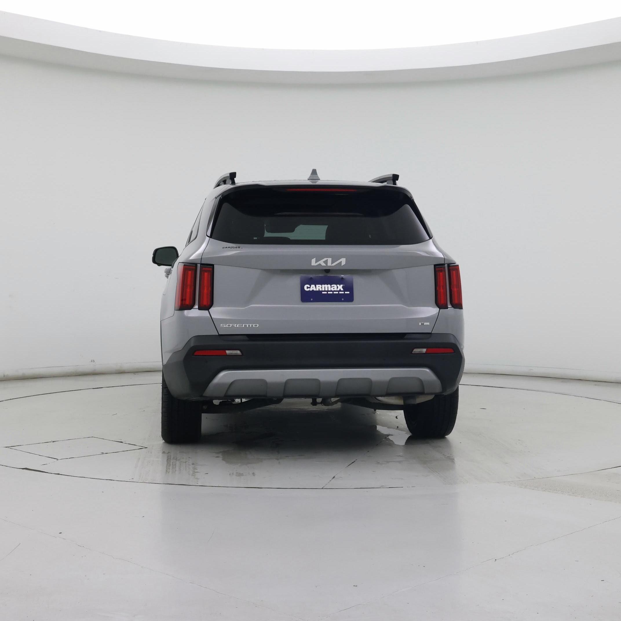 Thumbnail: 2023 Kia Sorento - 6