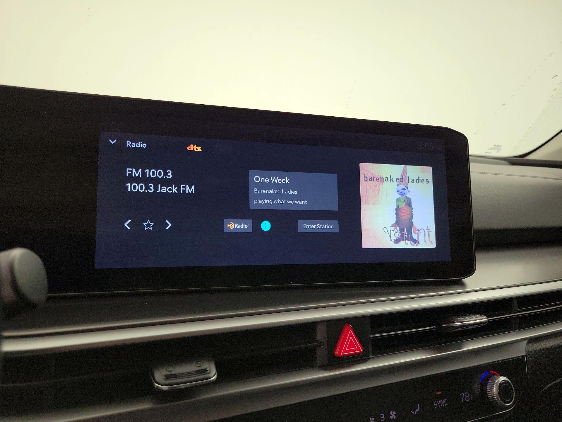 Thumbnail: 2024 Kia Sorento - 16