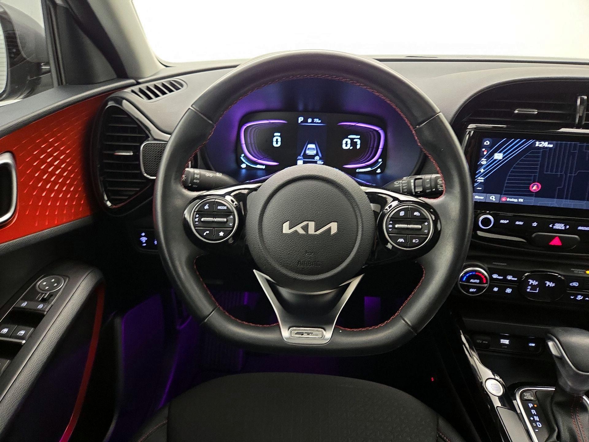 Thumbnail: 2023 Kia Soul - 10