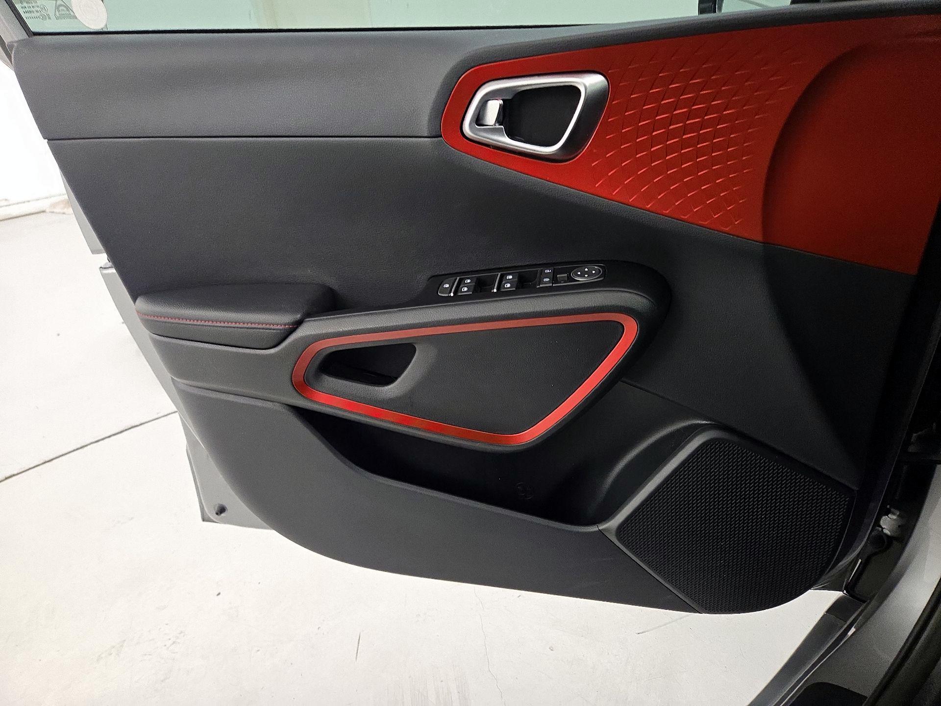 Thumbnail: 2023 Kia Soul - 12