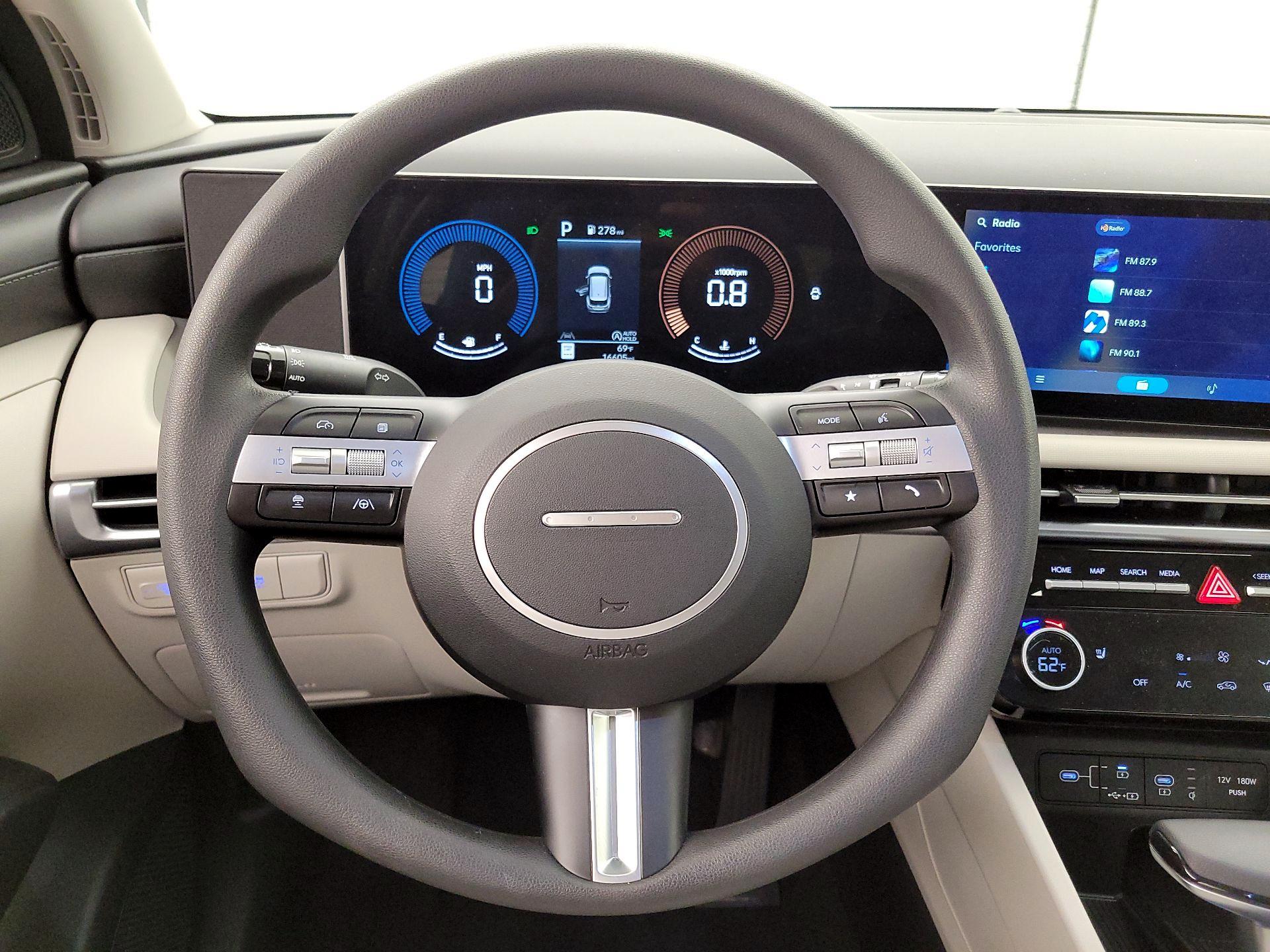 Thumbnail: 2025 Hyundai Tucson - 10