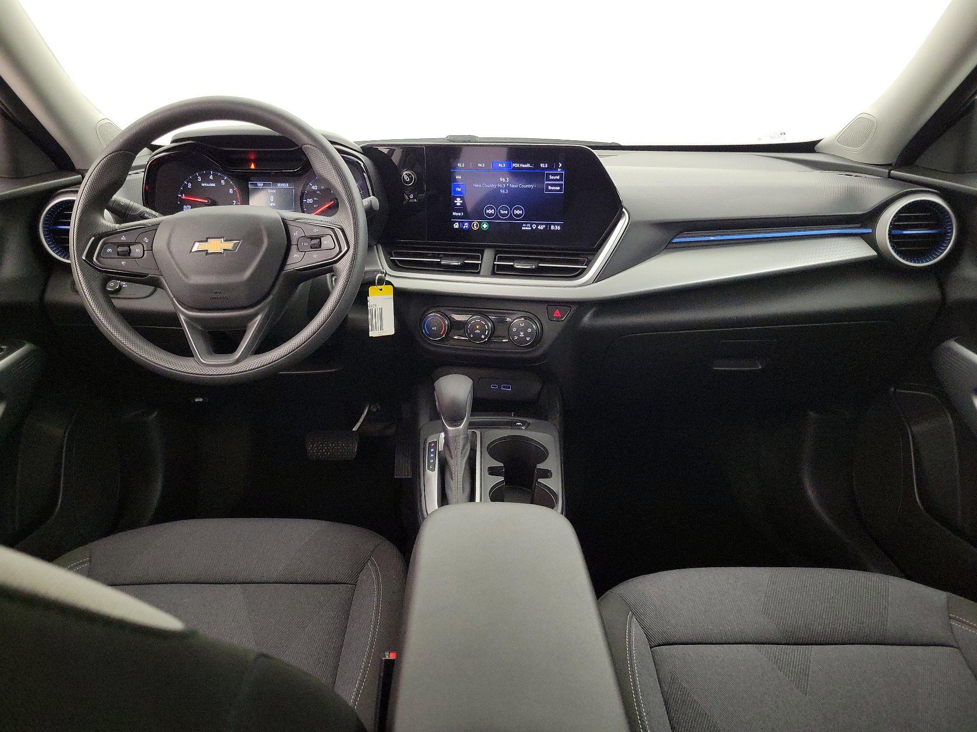 Thumbnail: 2025 Chevrolet Trax - 9