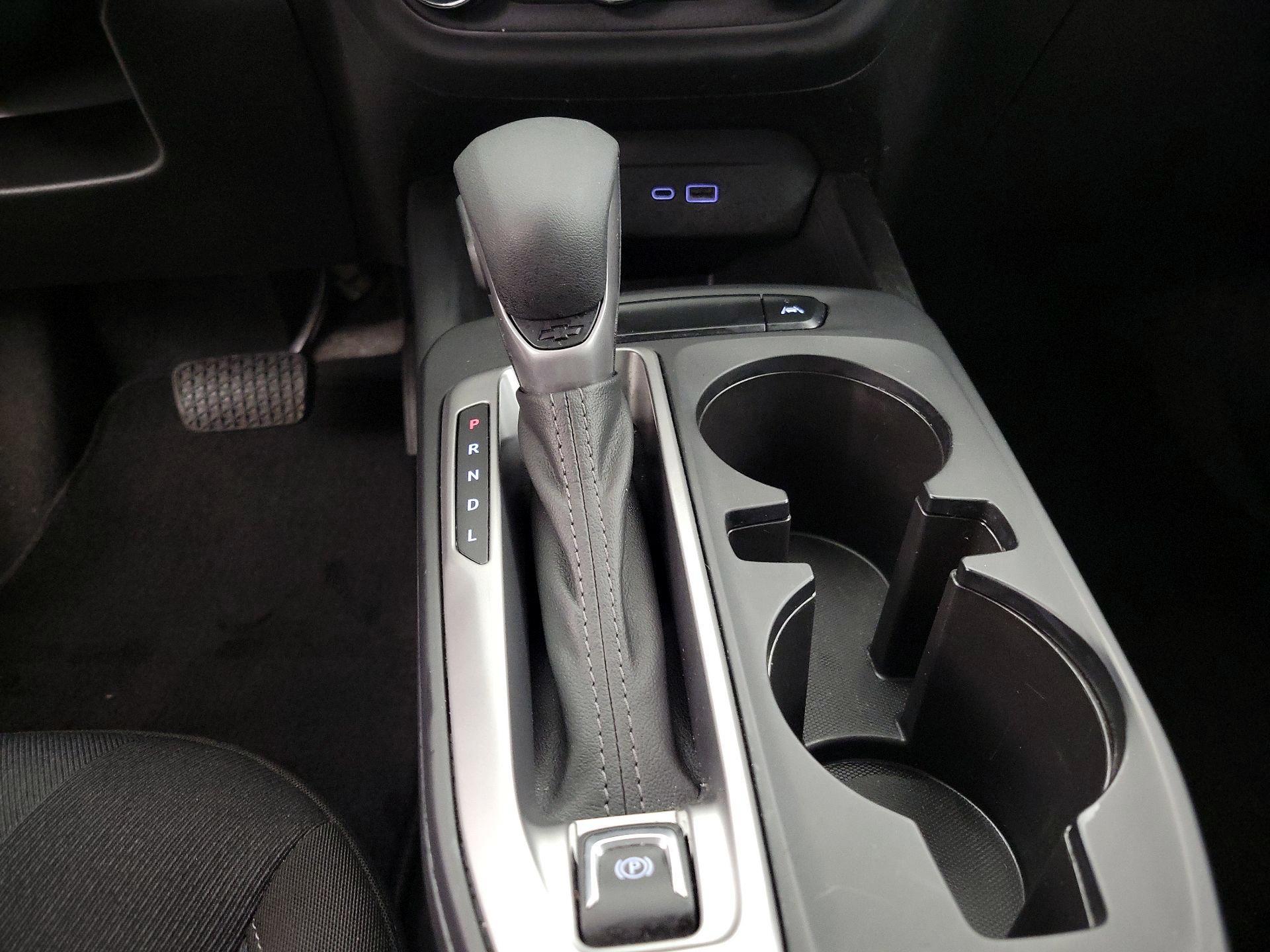 Thumbnail: 2025 Chevrolet Trax - 17