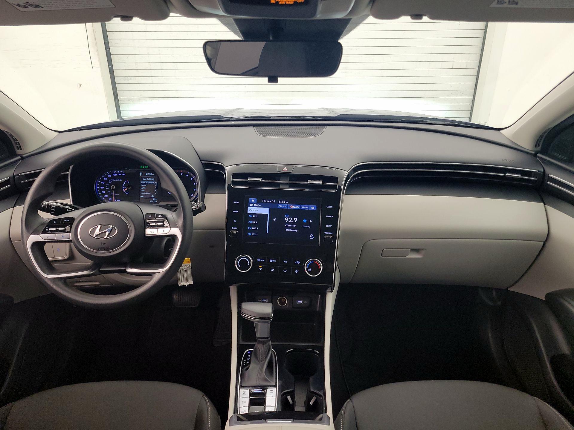 Thumbnail: 2023 Hyundai Tucson - 9