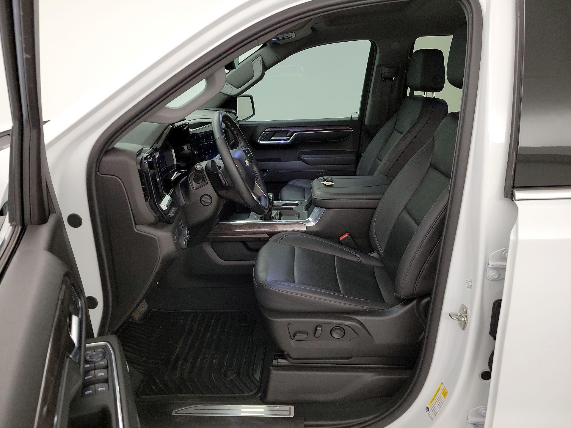 Thumbnail: 2024 Chevrolet Silverado 1500 - 11