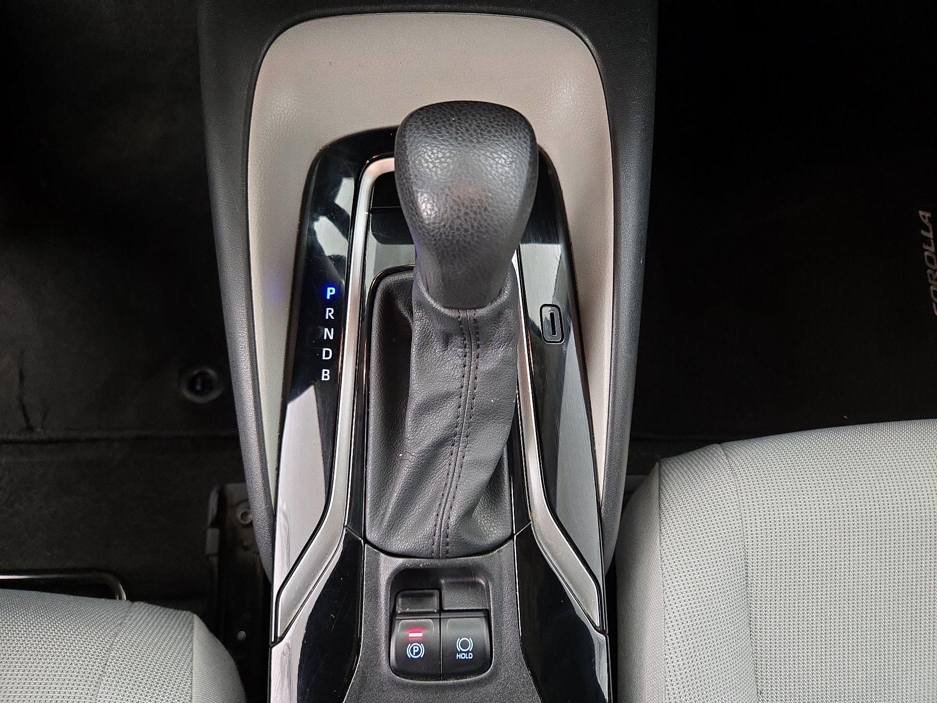 Thumbnail: 2022 Toyota Corolla - 17