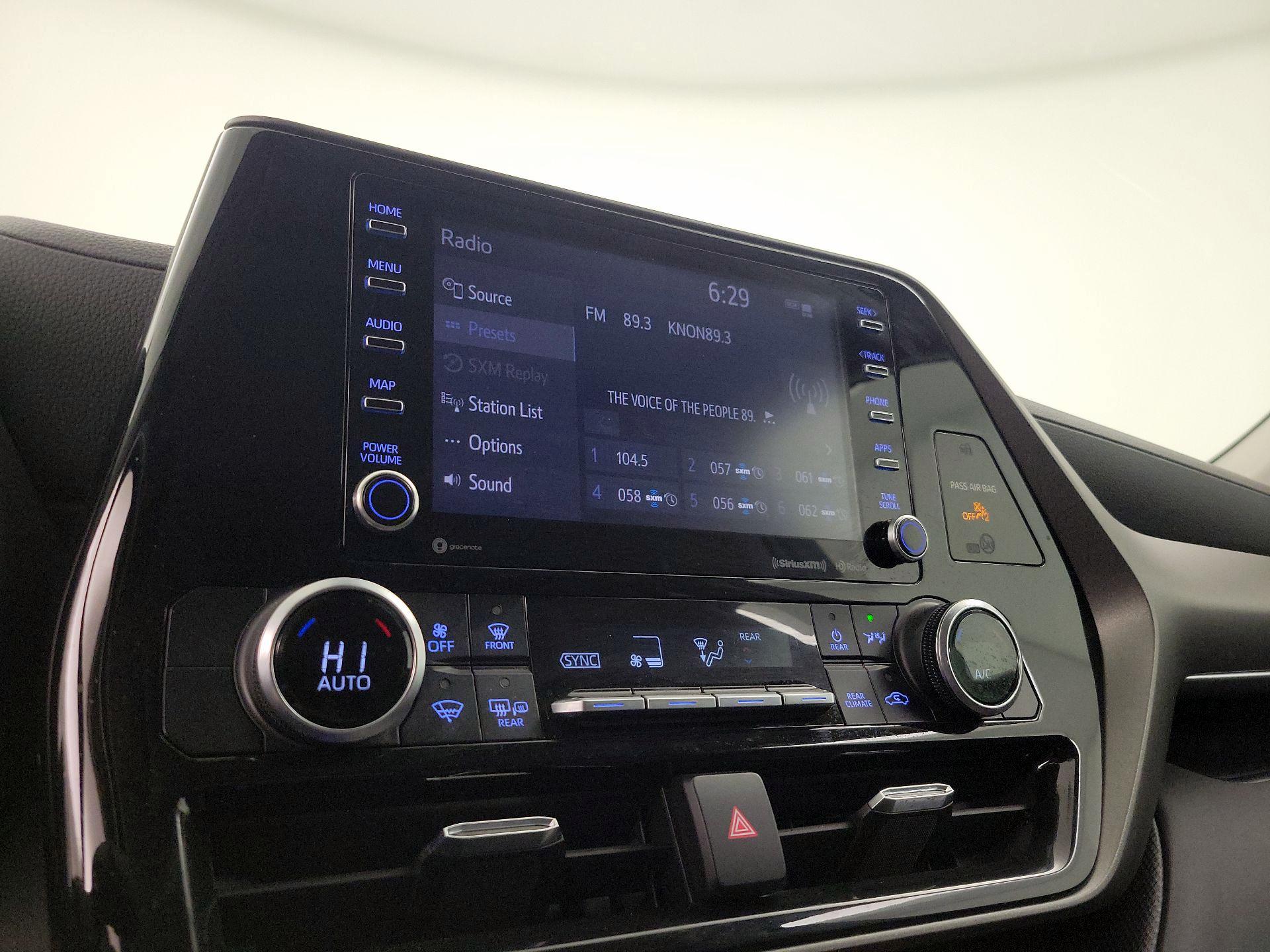 Thumbnail: 2021 Toyota Highlander - 15