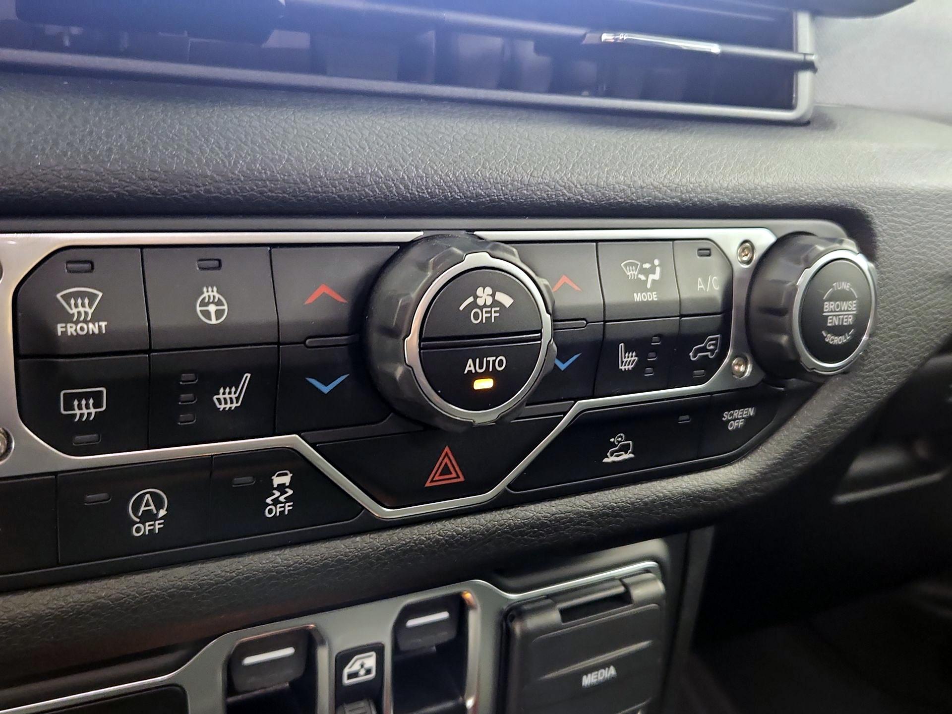 Thumbnail: 2024 Jeep Wrangler - 16