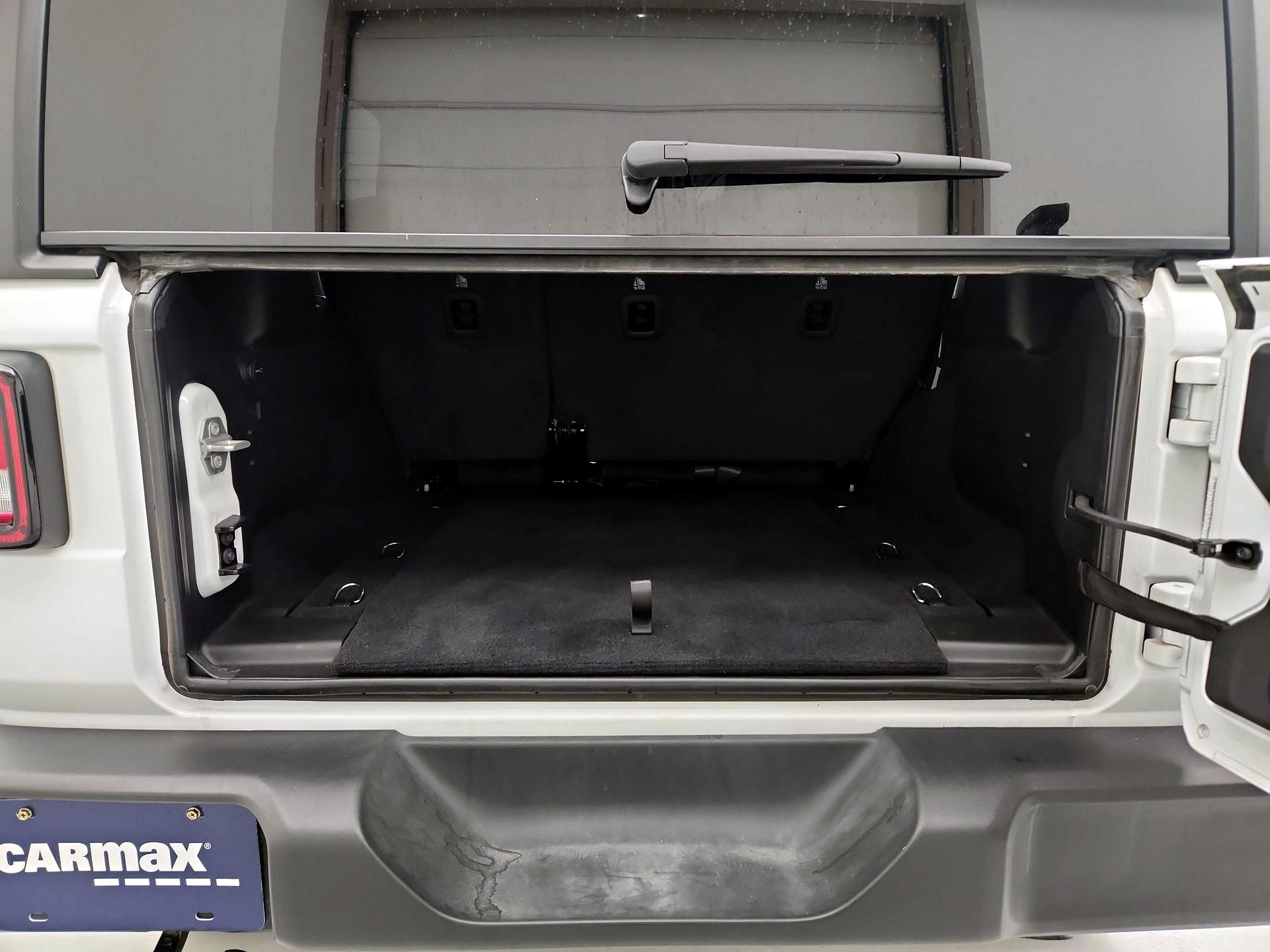 Thumbnail: 2024 Jeep Wrangler - 20