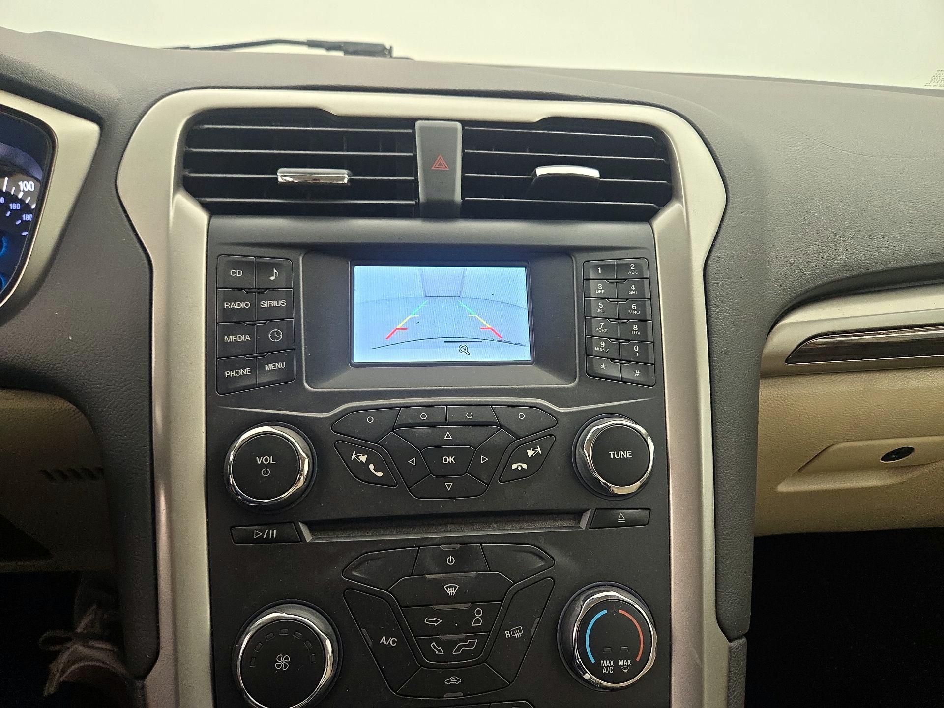 Thumbnail: 2015 Ford Fusion - 14