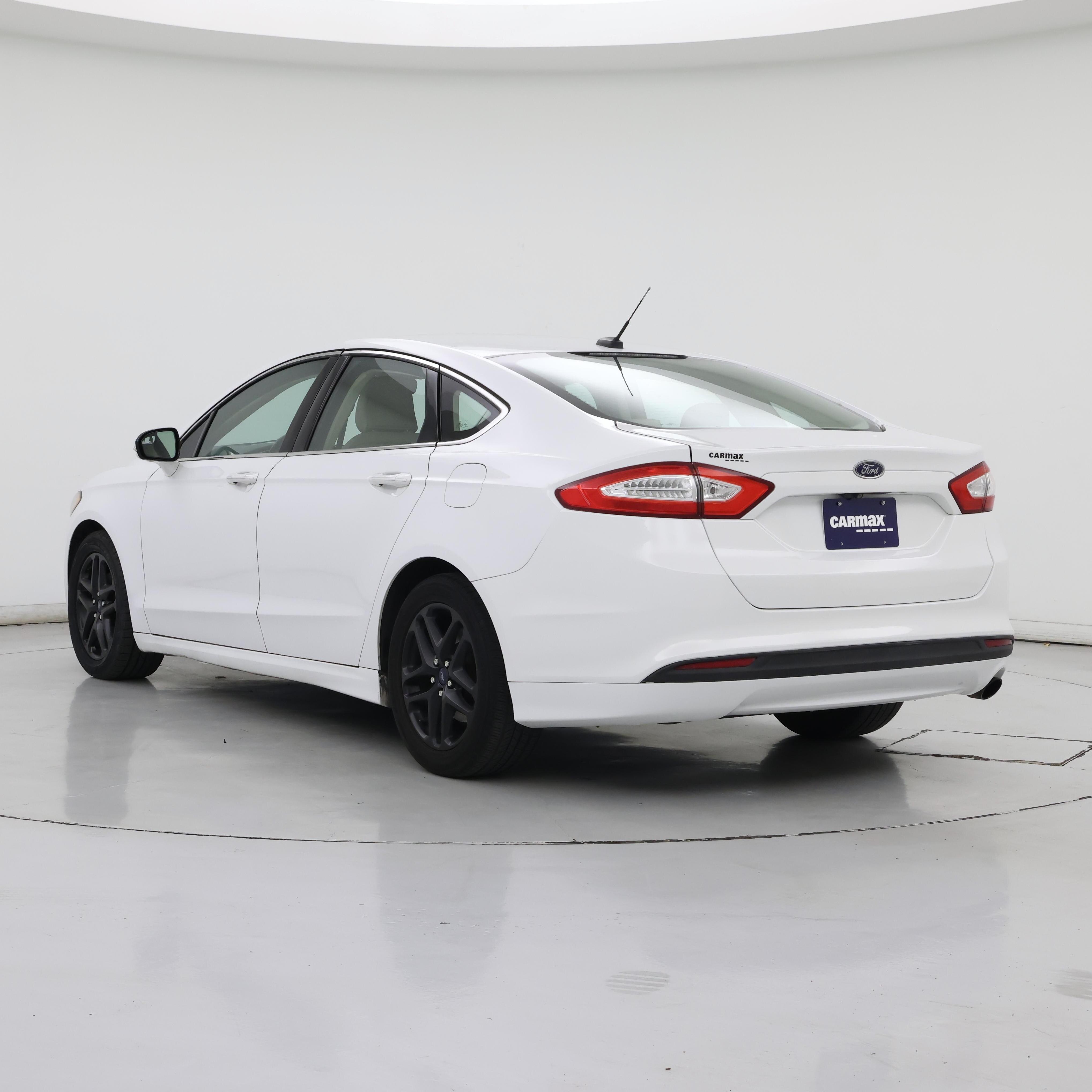 Thumbnail: 2015 Ford Fusion - 2