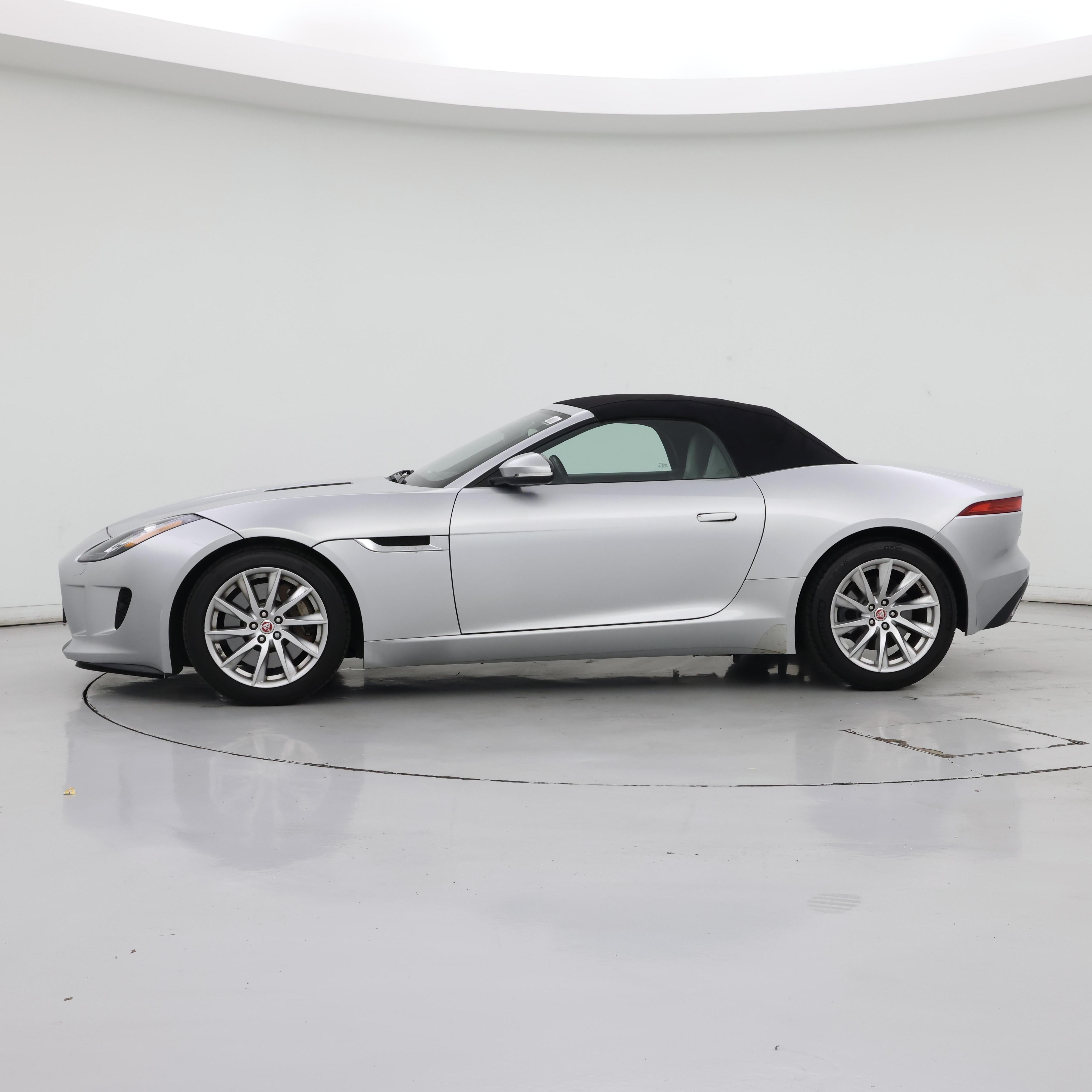 Thumbnail: 2016 Jaguar F-Type - 3