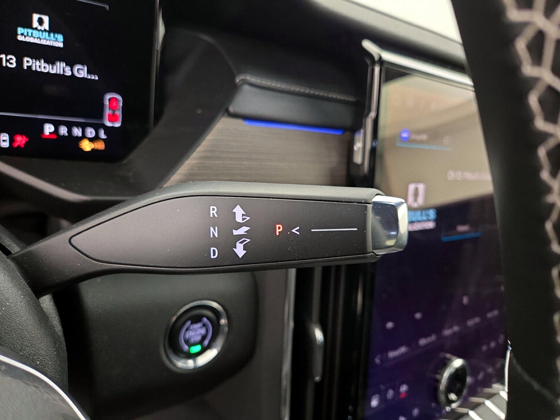 Thumbnail: 2025 GMC Acadia - 18