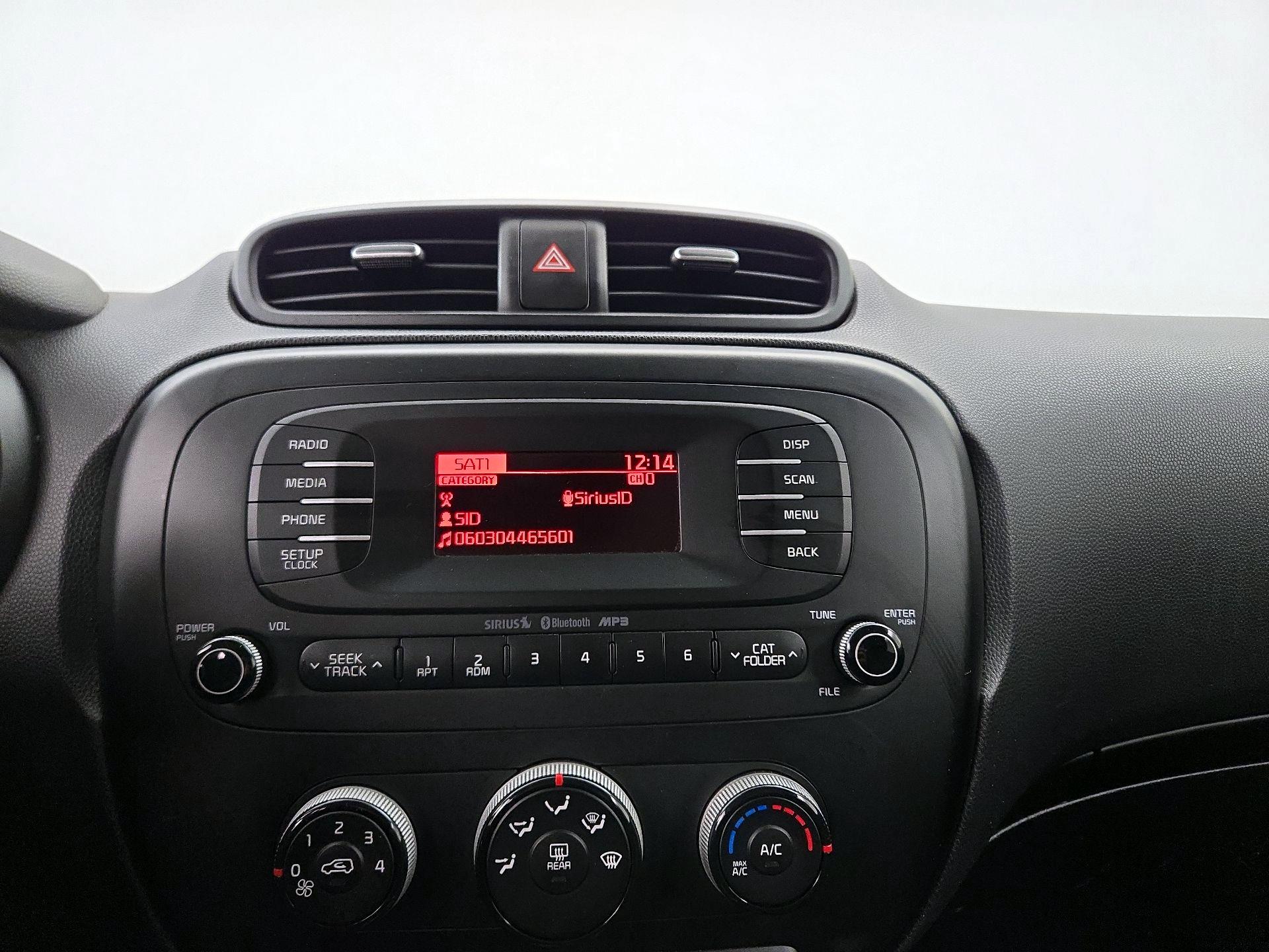 Thumbnail: 2014 Kia Soul - 14