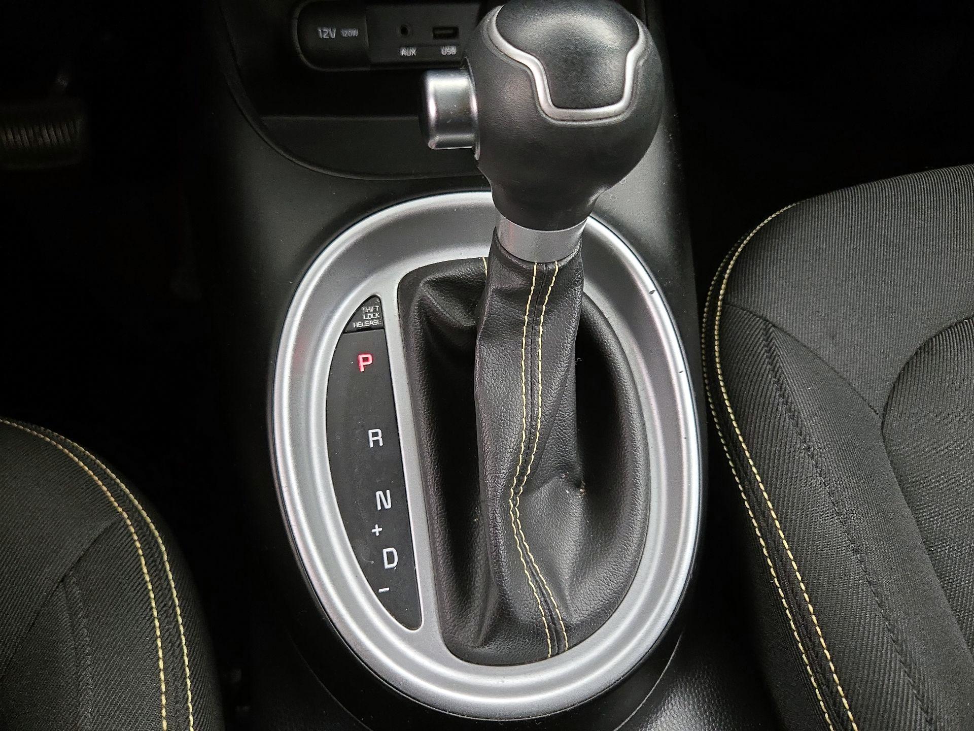 Thumbnail: 2014 Kia Soul - 16