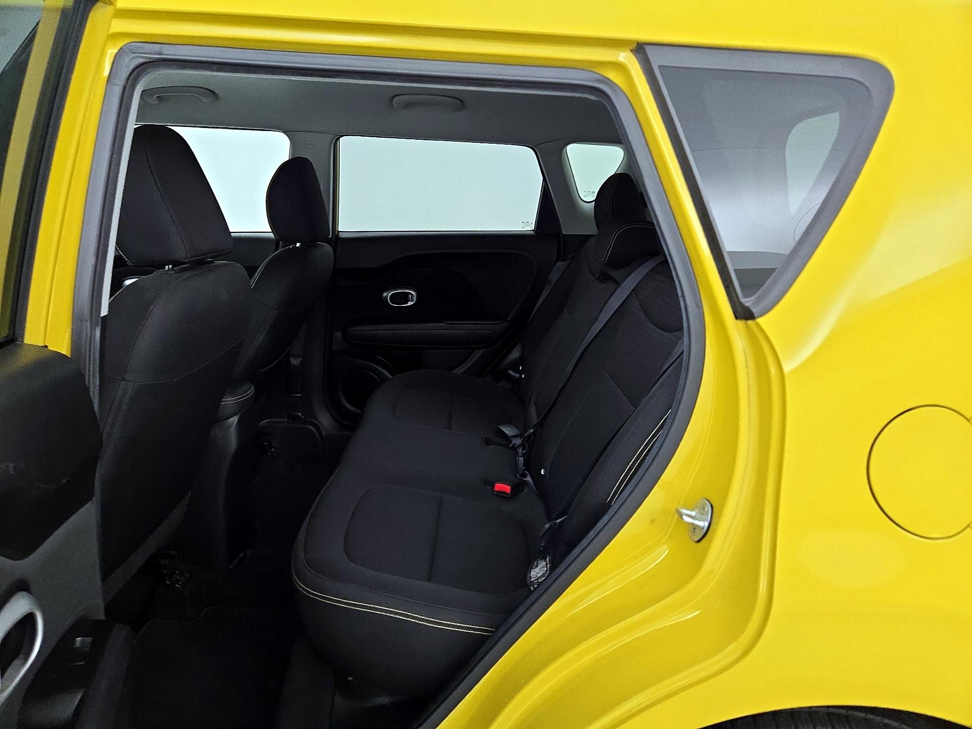 Thumbnail: 2014 Kia Soul - 18