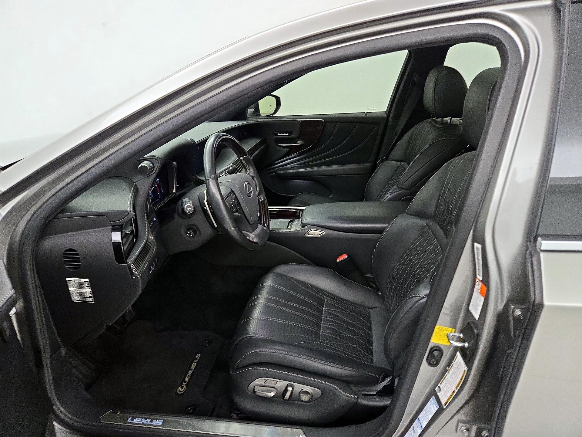 Thumbnail: 2020 Lexus LS - 11