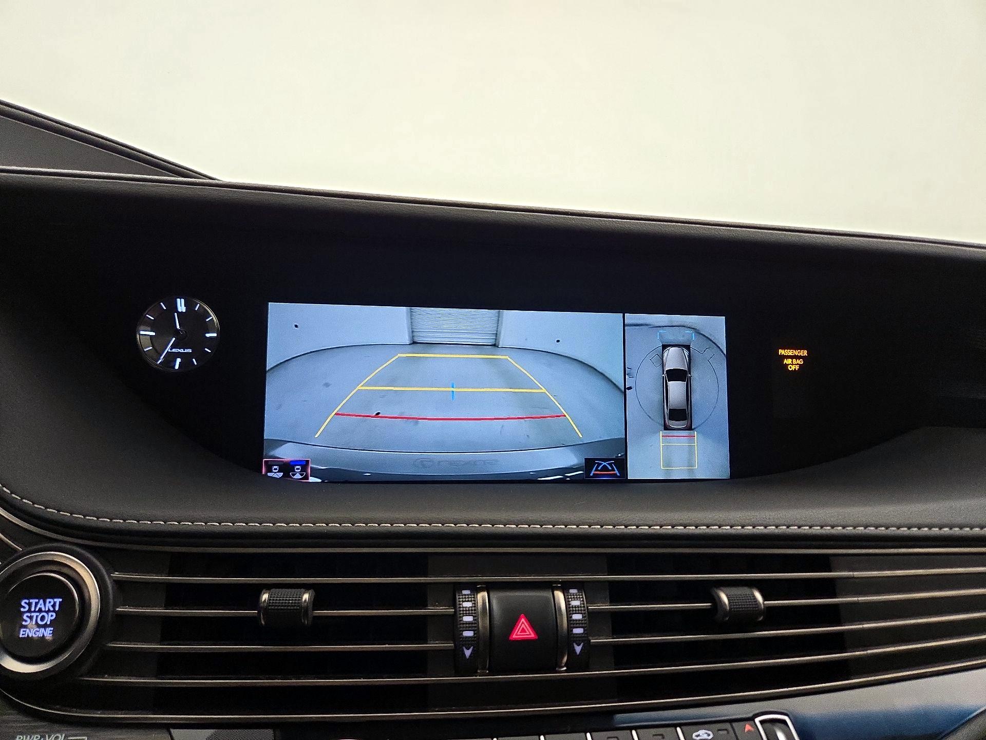 Thumbnail: 2020 Lexus LS - 14