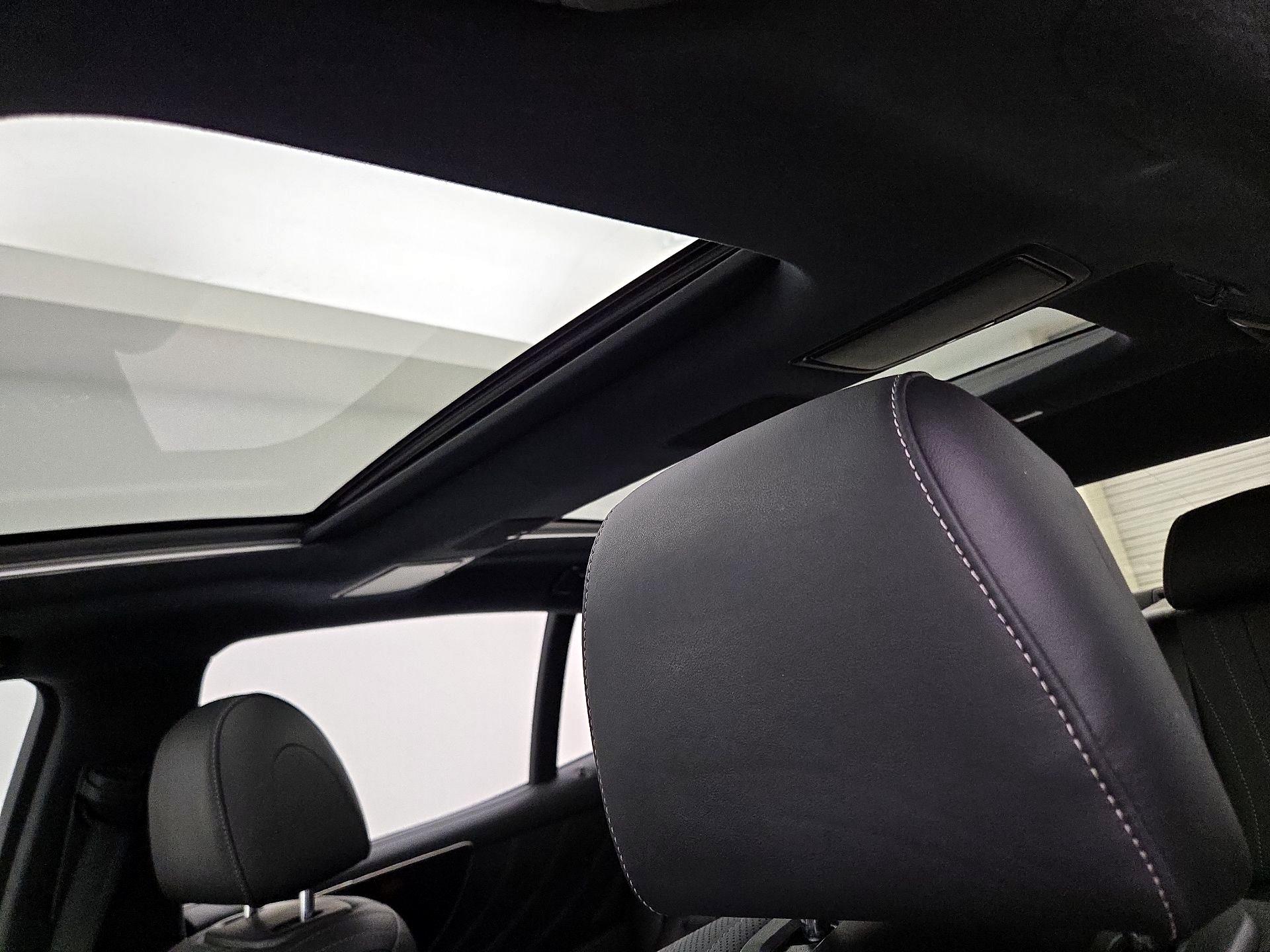 Thumbnail: 2020 Lexus LS - 19