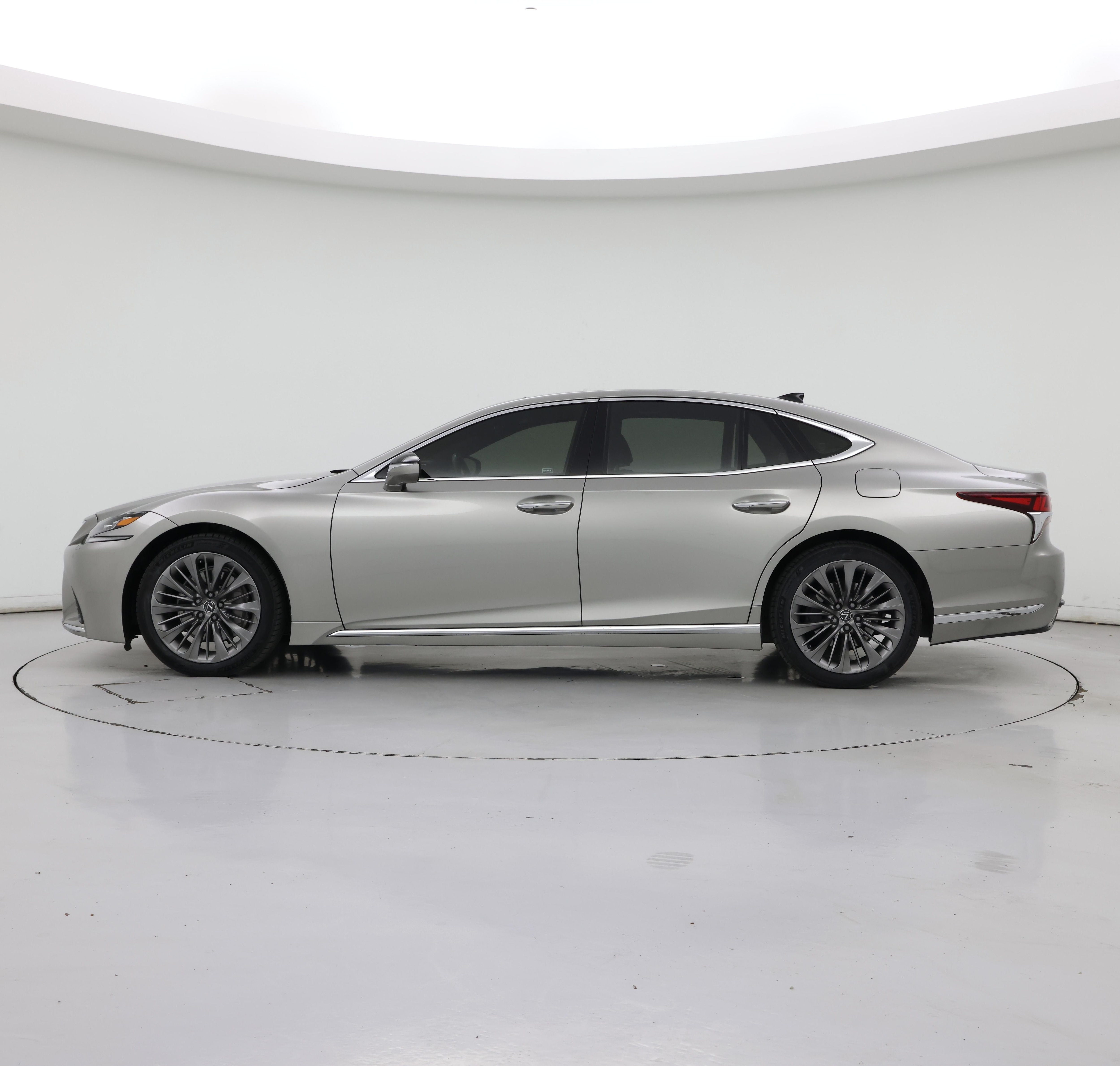 Thumbnail: 2020 Lexus LS - 3