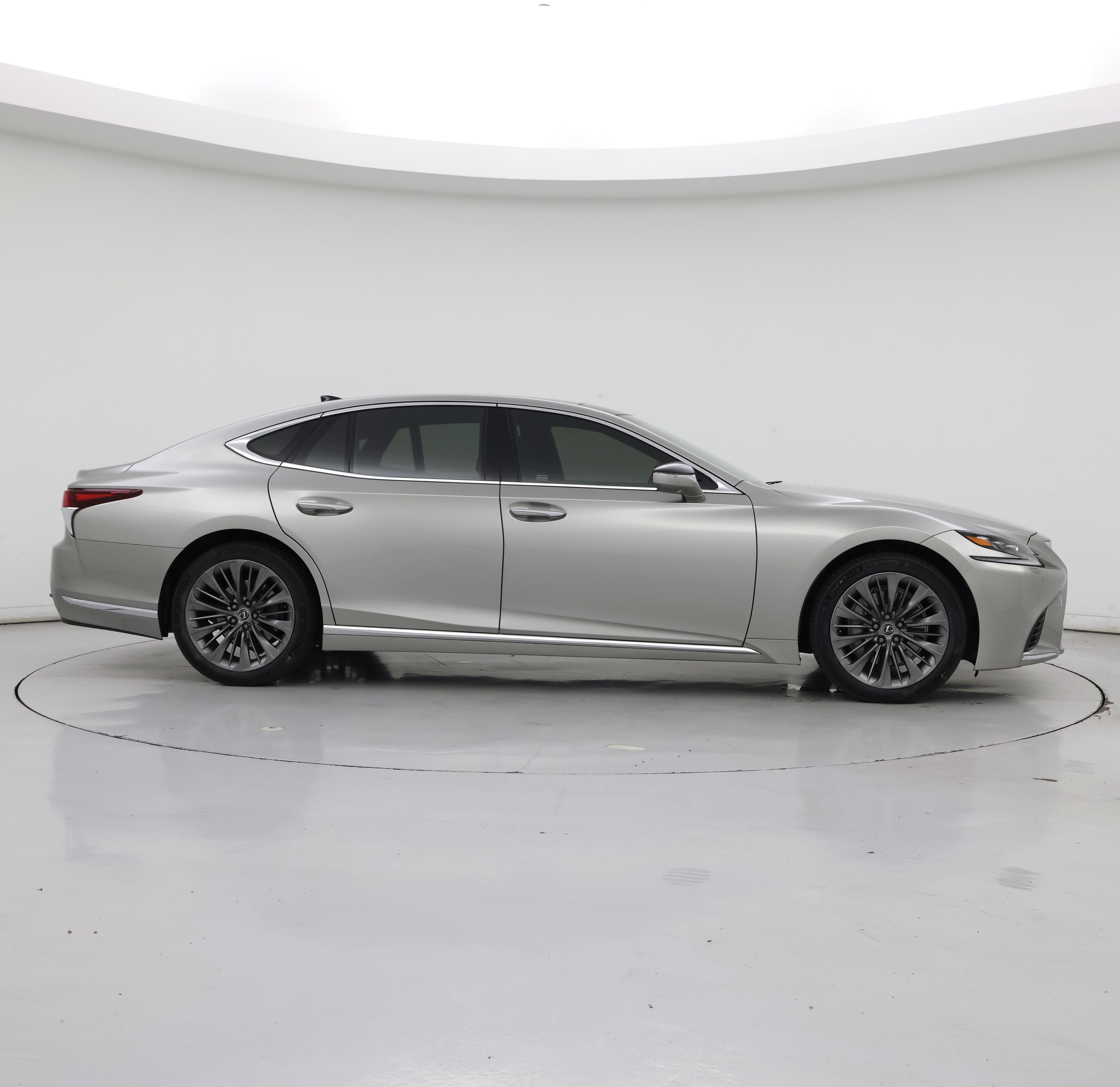 Thumbnail: 2020 Lexus LS - 7