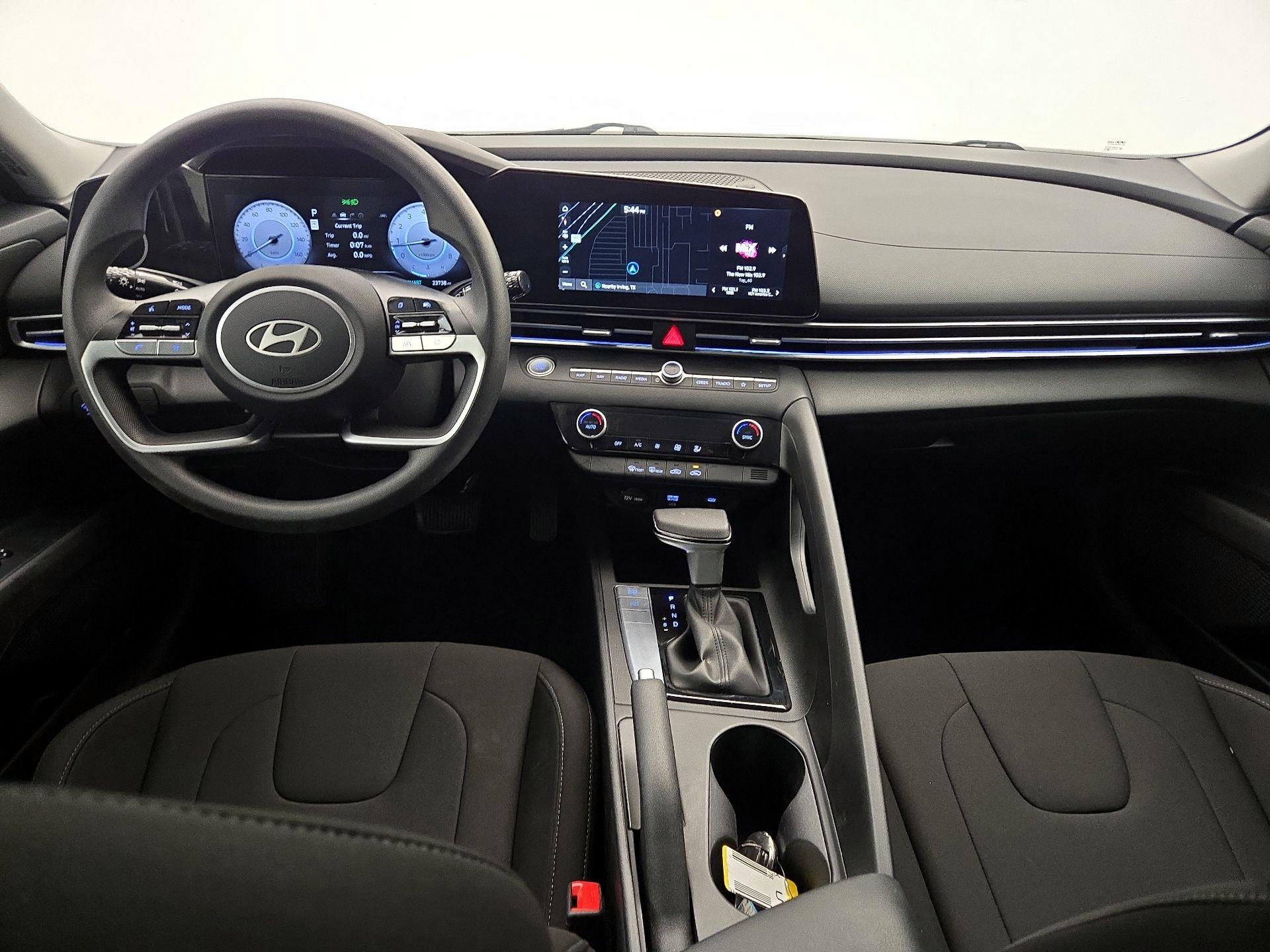 Thumbnail: 2024 Hyundai Elantra - 9