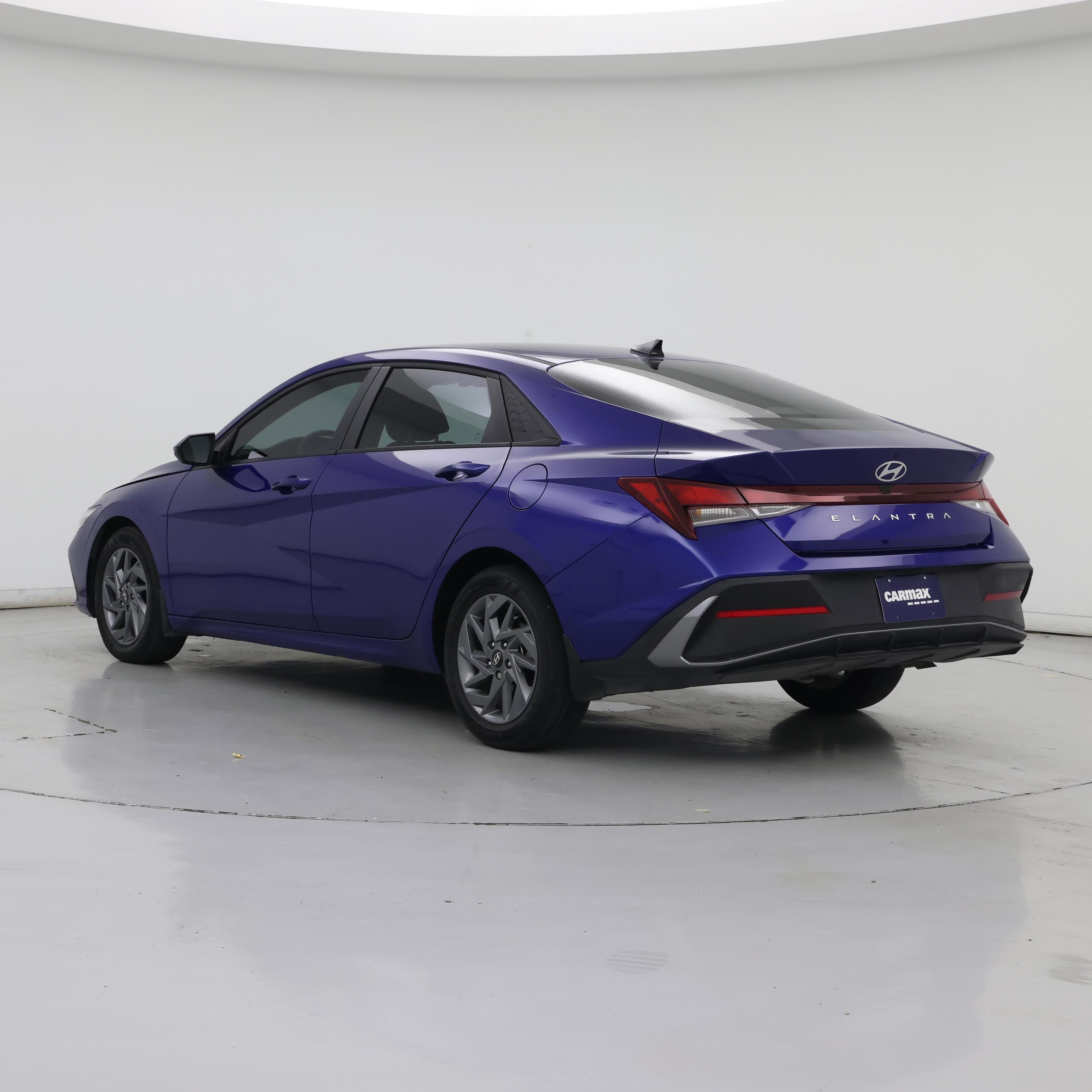 Thumbnail: 2024 Hyundai Elantra - 2