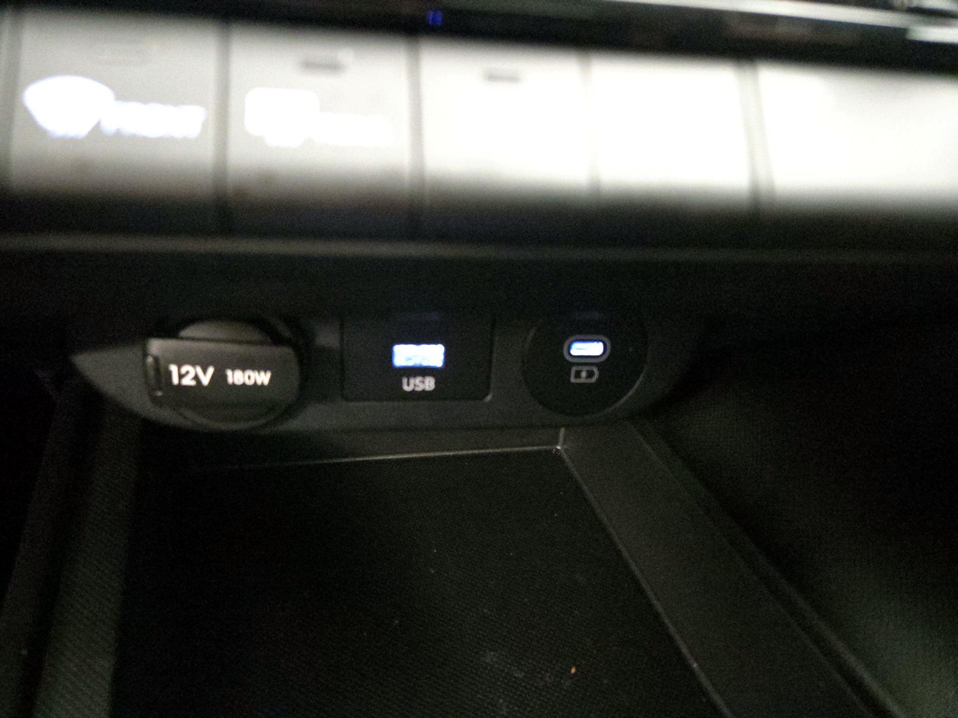 Thumbnail: 2024 Hyundai Elantra - 19