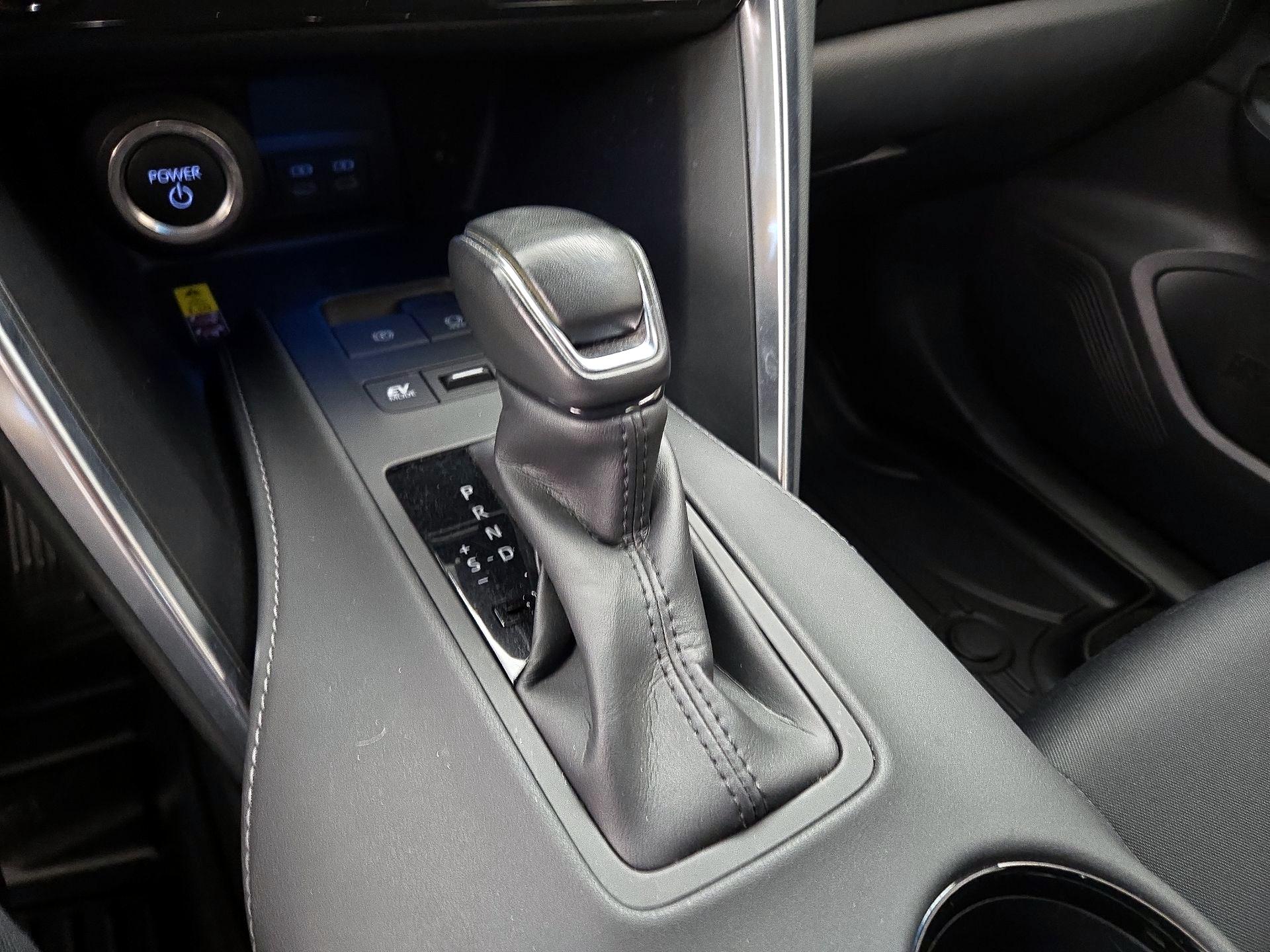 Thumbnail: 2023 Toyota Venza - 17