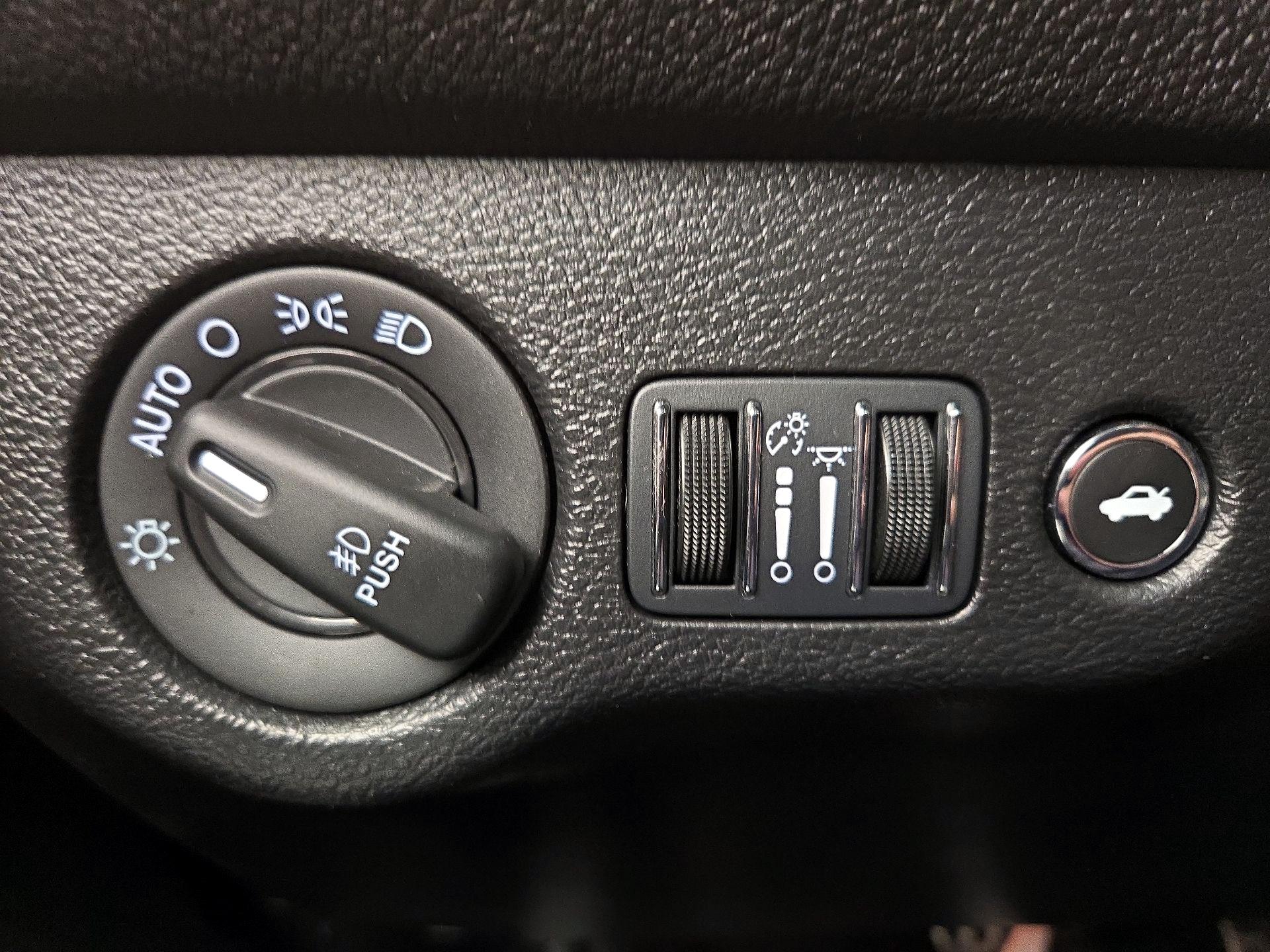 Thumbnail: 2023 Dodge Challenger - 13