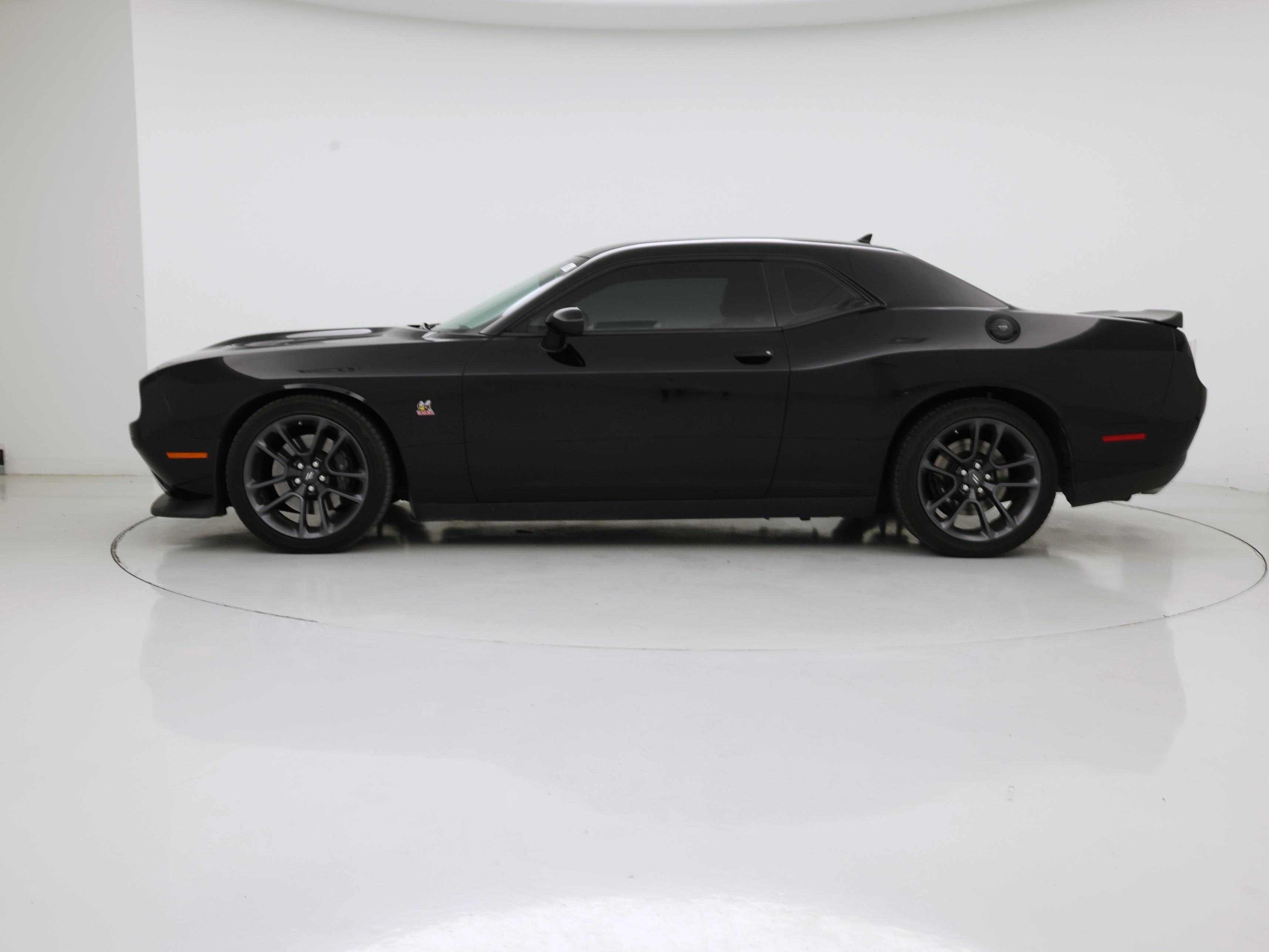 Thumbnail: 2023 Dodge Challenger - 3