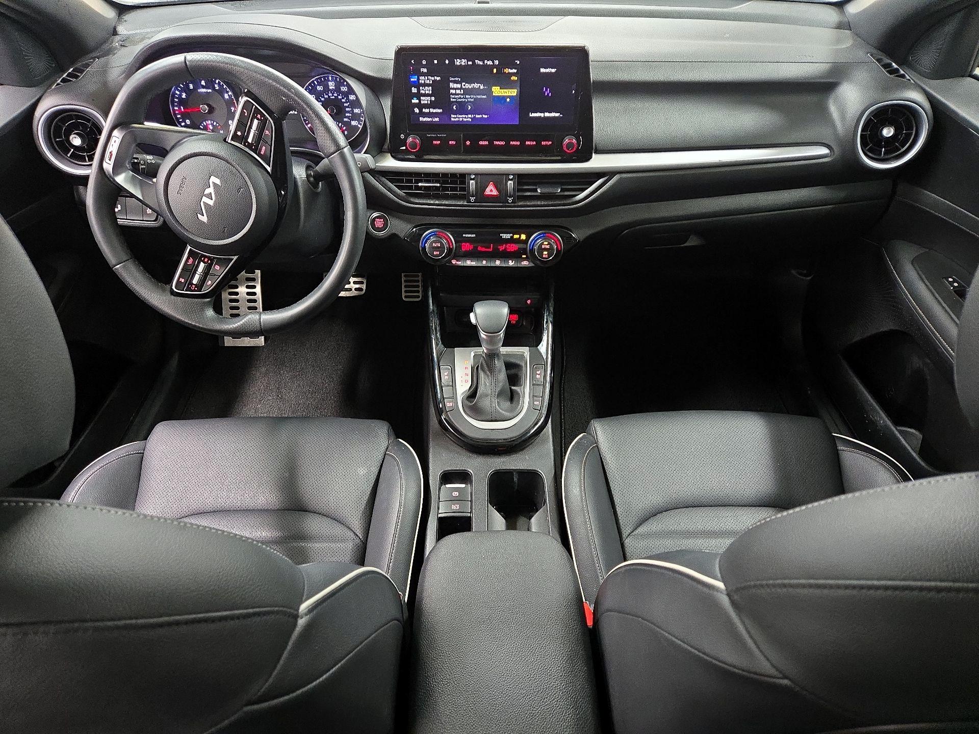 Thumbnail: 2024 Kia Forte - 9