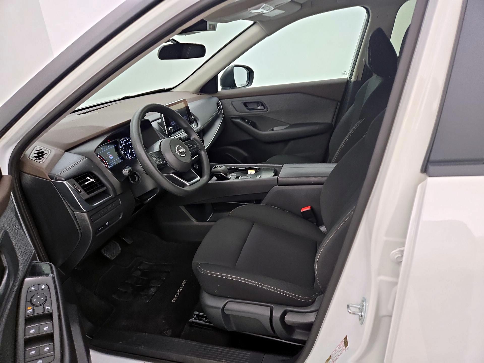 Thumbnail: 2023 Nissan Rogue - 11