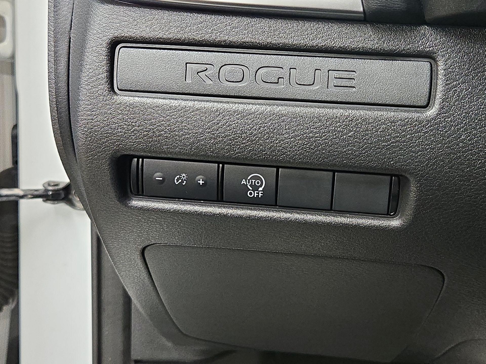 Thumbnail: 2023 Nissan Rogue - 13