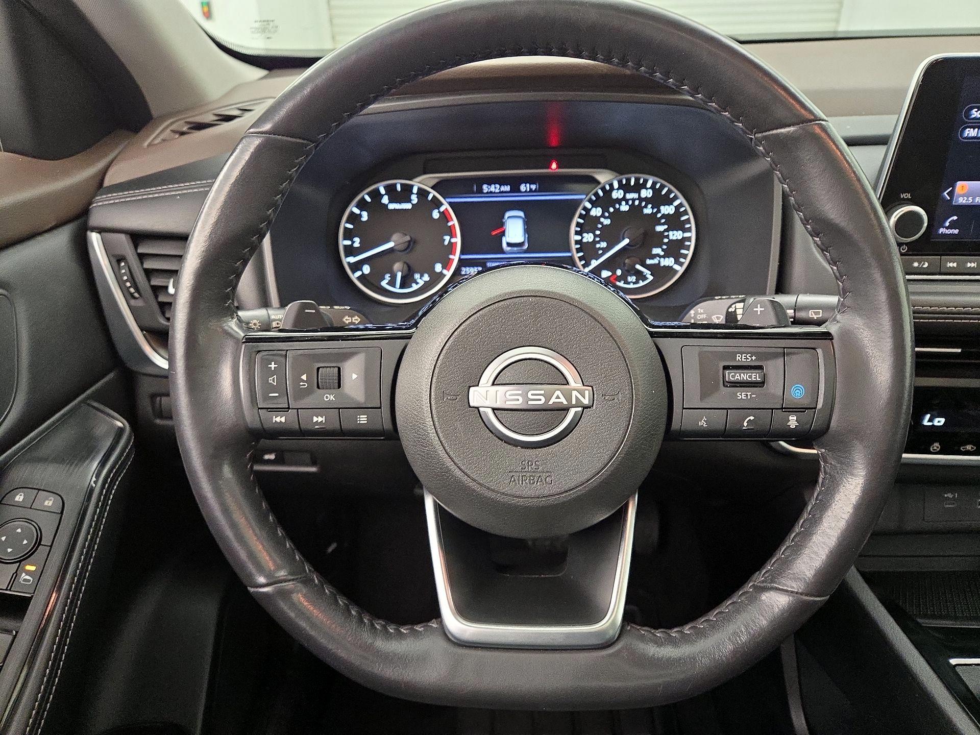 Thumbnail: 2023 Nissan Rogue - 10