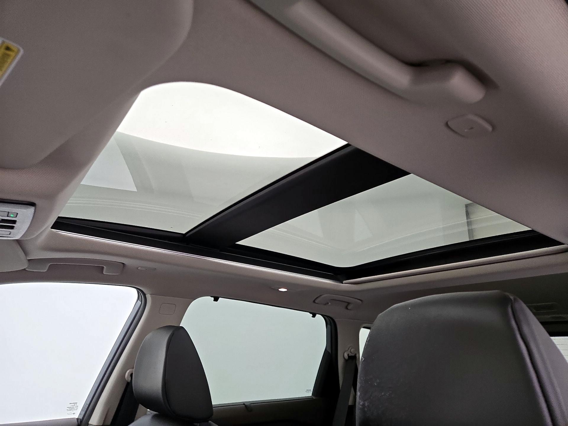 Thumbnail: 2023 Nissan Rogue - 18