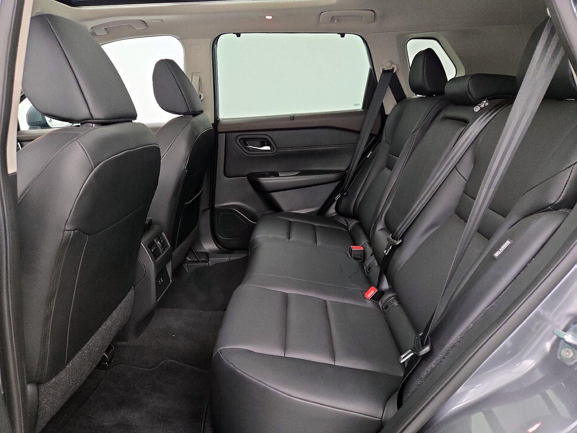 Thumbnail: 2023 Nissan Rogue - 19