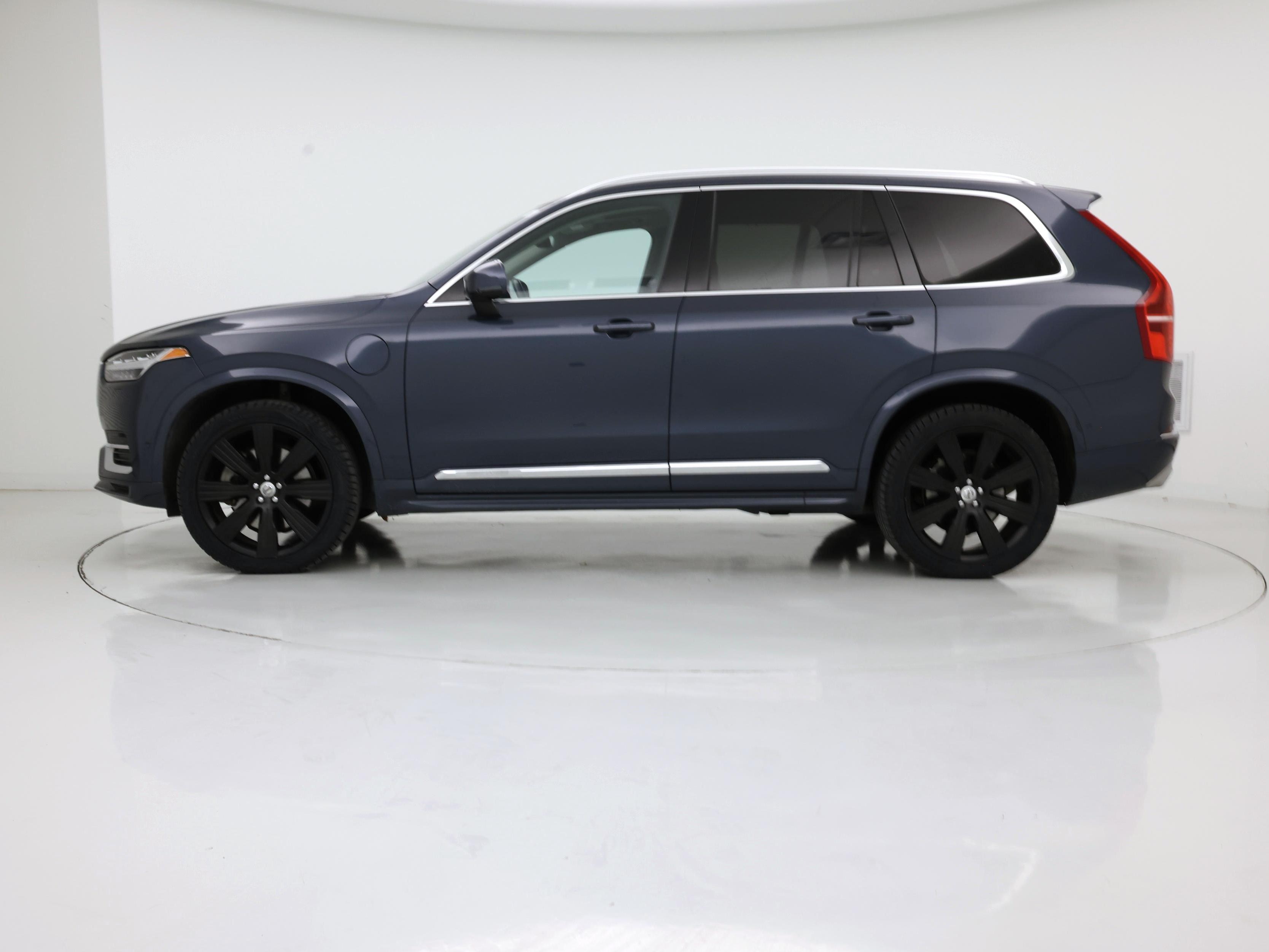 Thumbnail: 2021 Volvo XC90 - 3