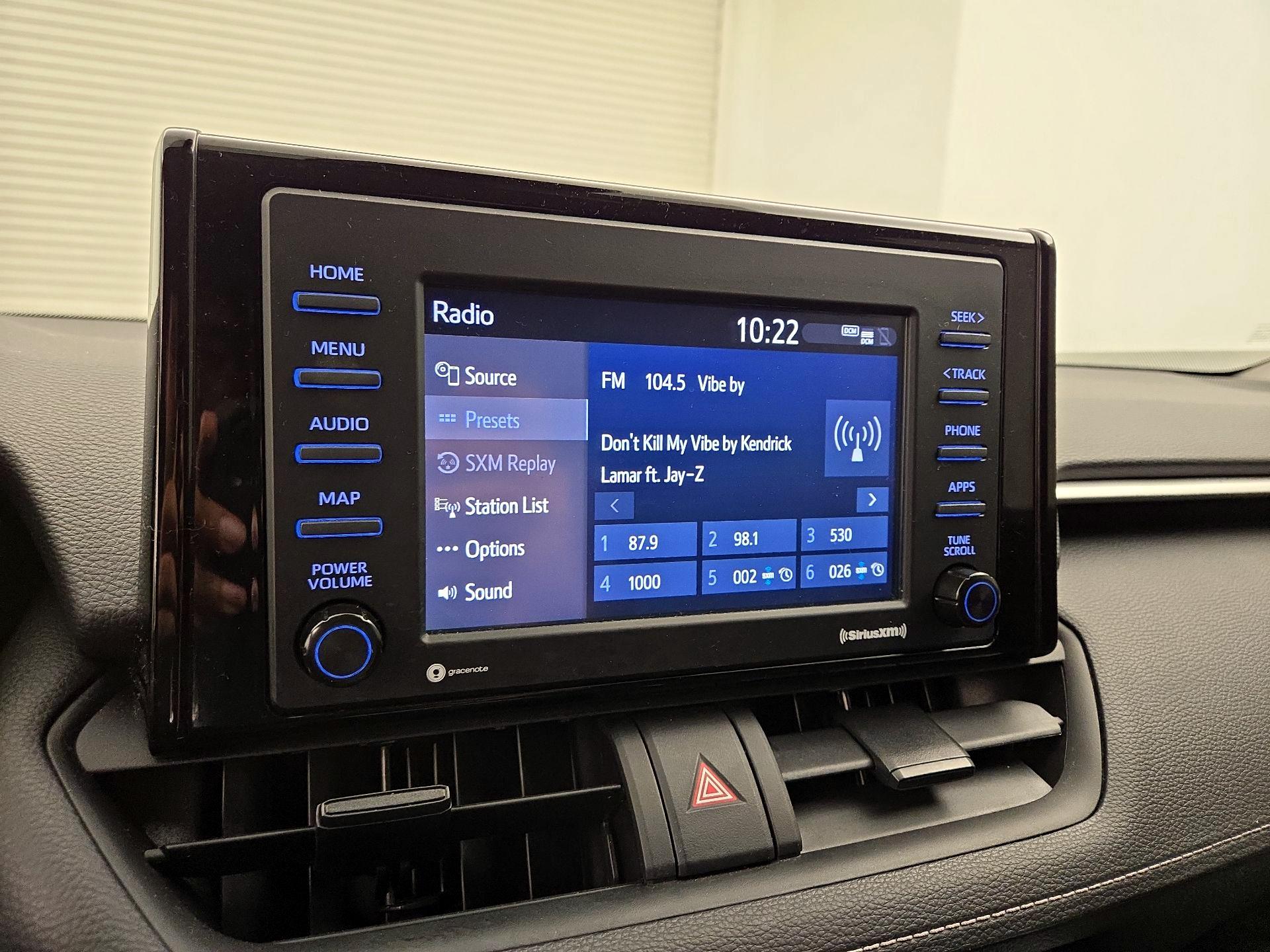 Thumbnail: 2022 Toyota RAV4 - 15