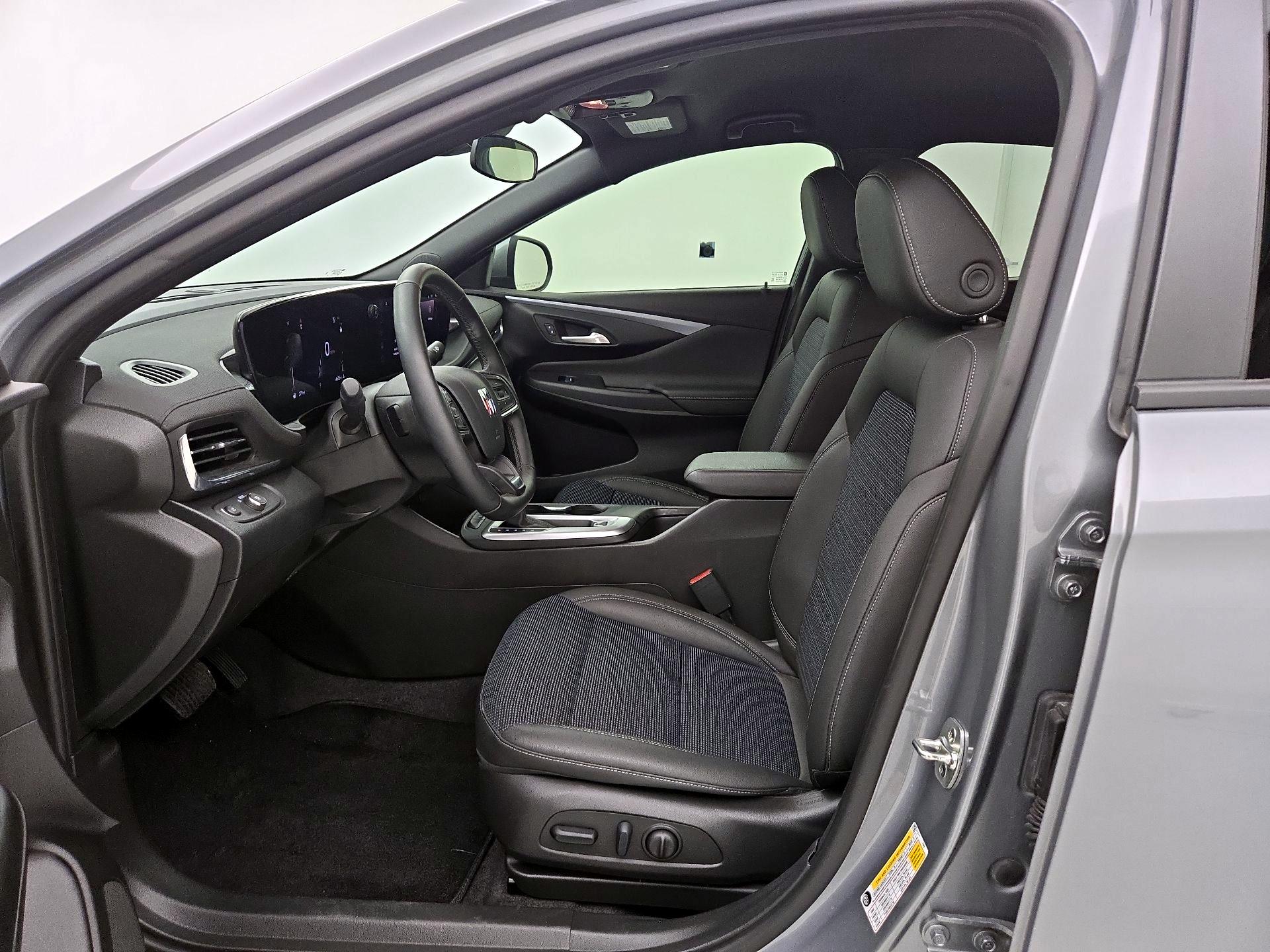 Thumbnail: 2024 Buick Envista - 11