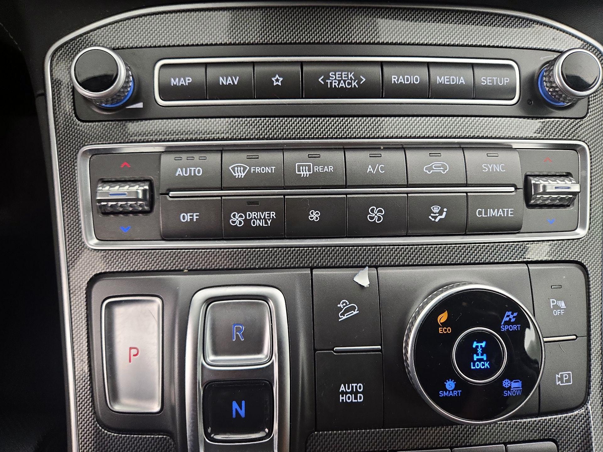 Thumbnail: 2023 Hyundai Santa Fe - 17