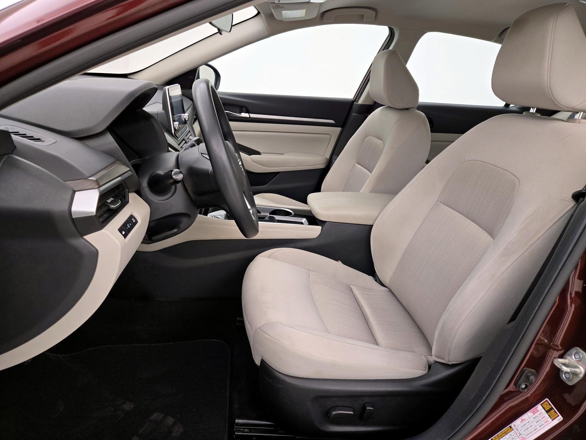 Thumbnail: 2023 Nissan Altima - 11