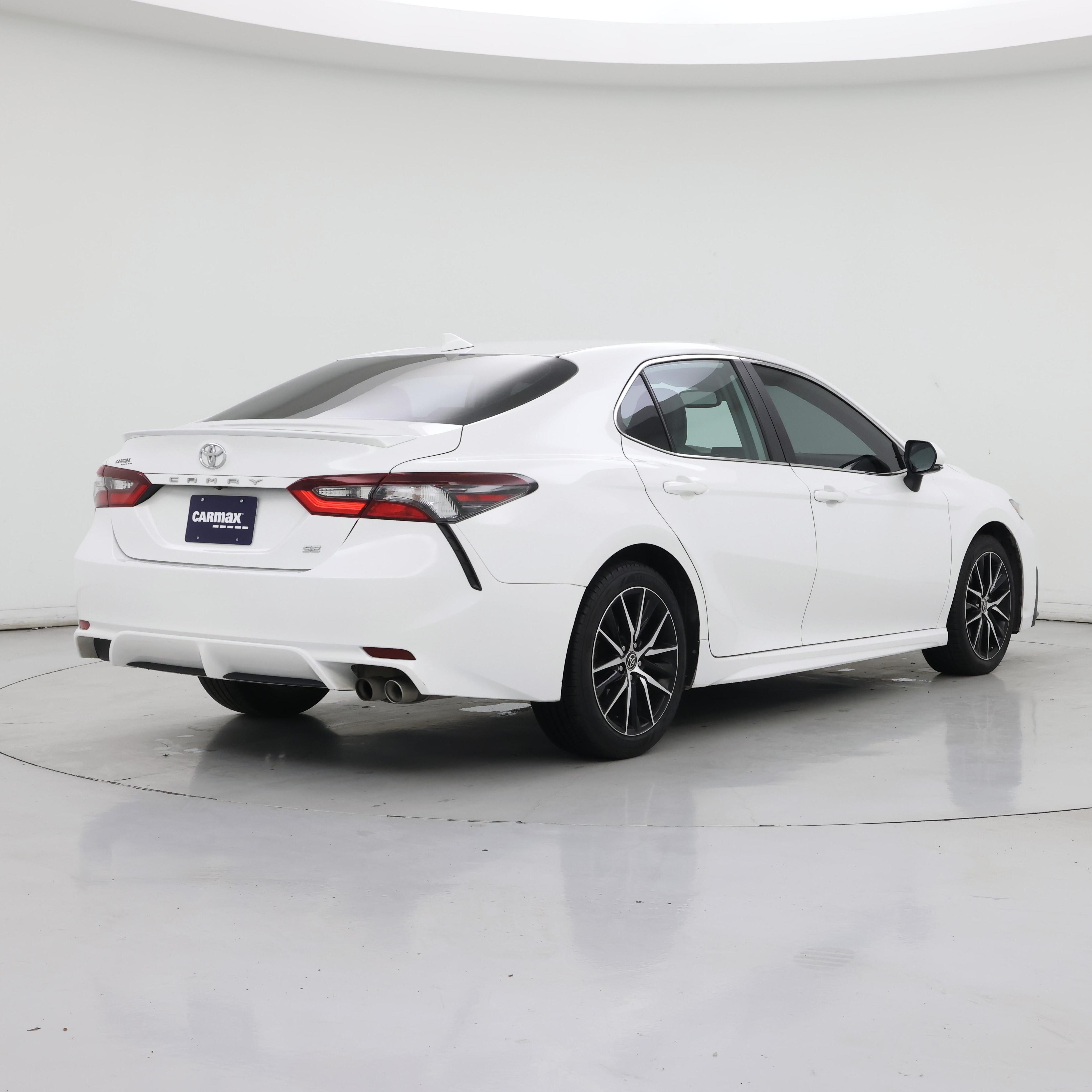 Thumbnail: 2022 Toyota Camry - 8