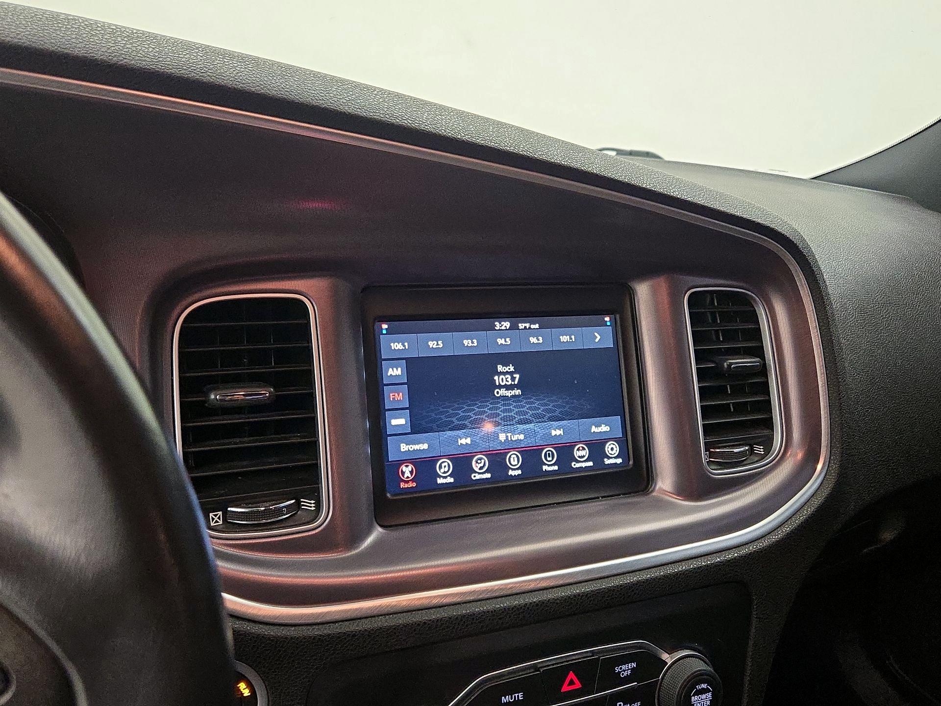 Thumbnail: 2022 Dodge Charger - 15