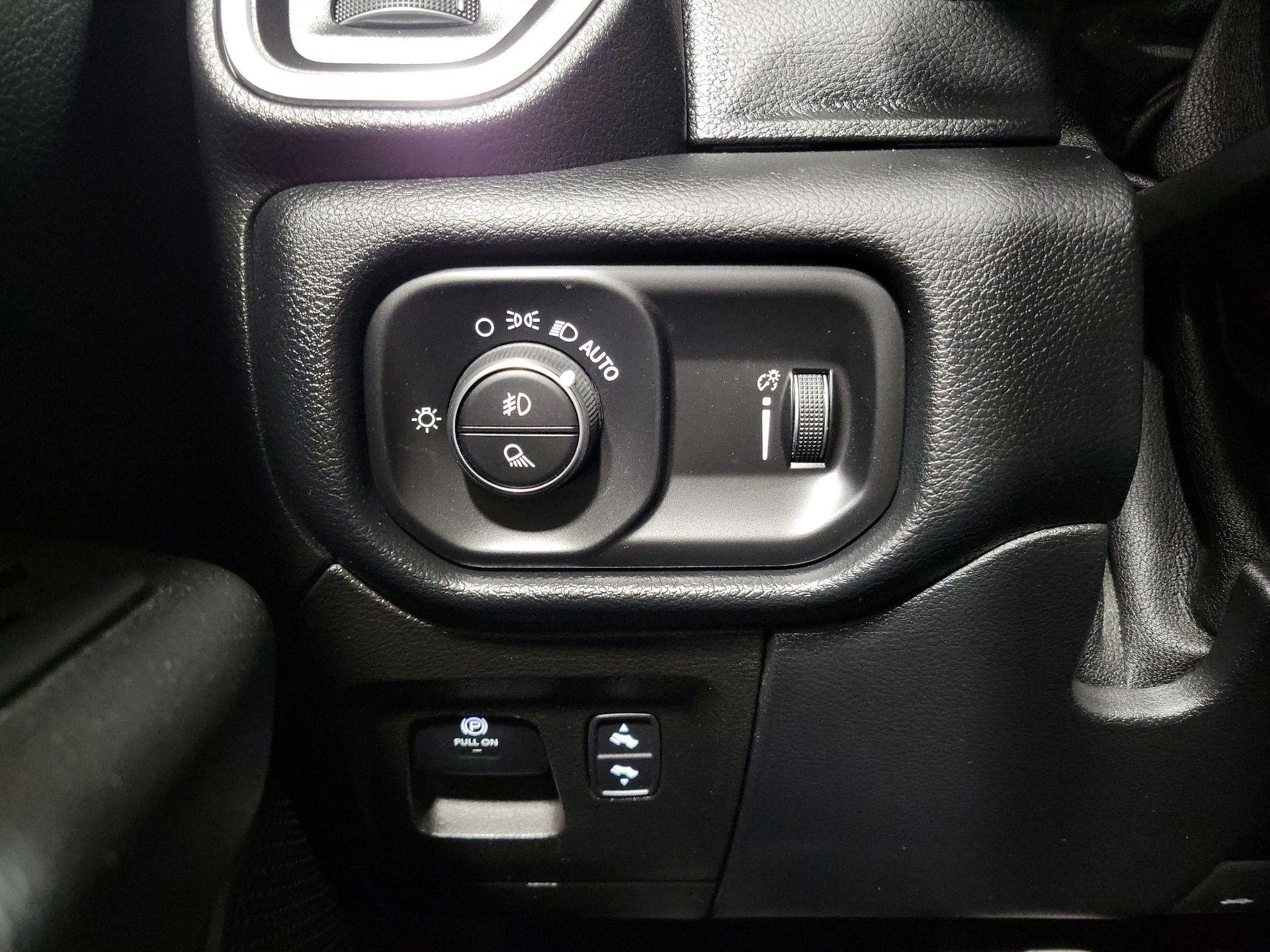 Thumbnail: 2021 RAM 1500 - 13