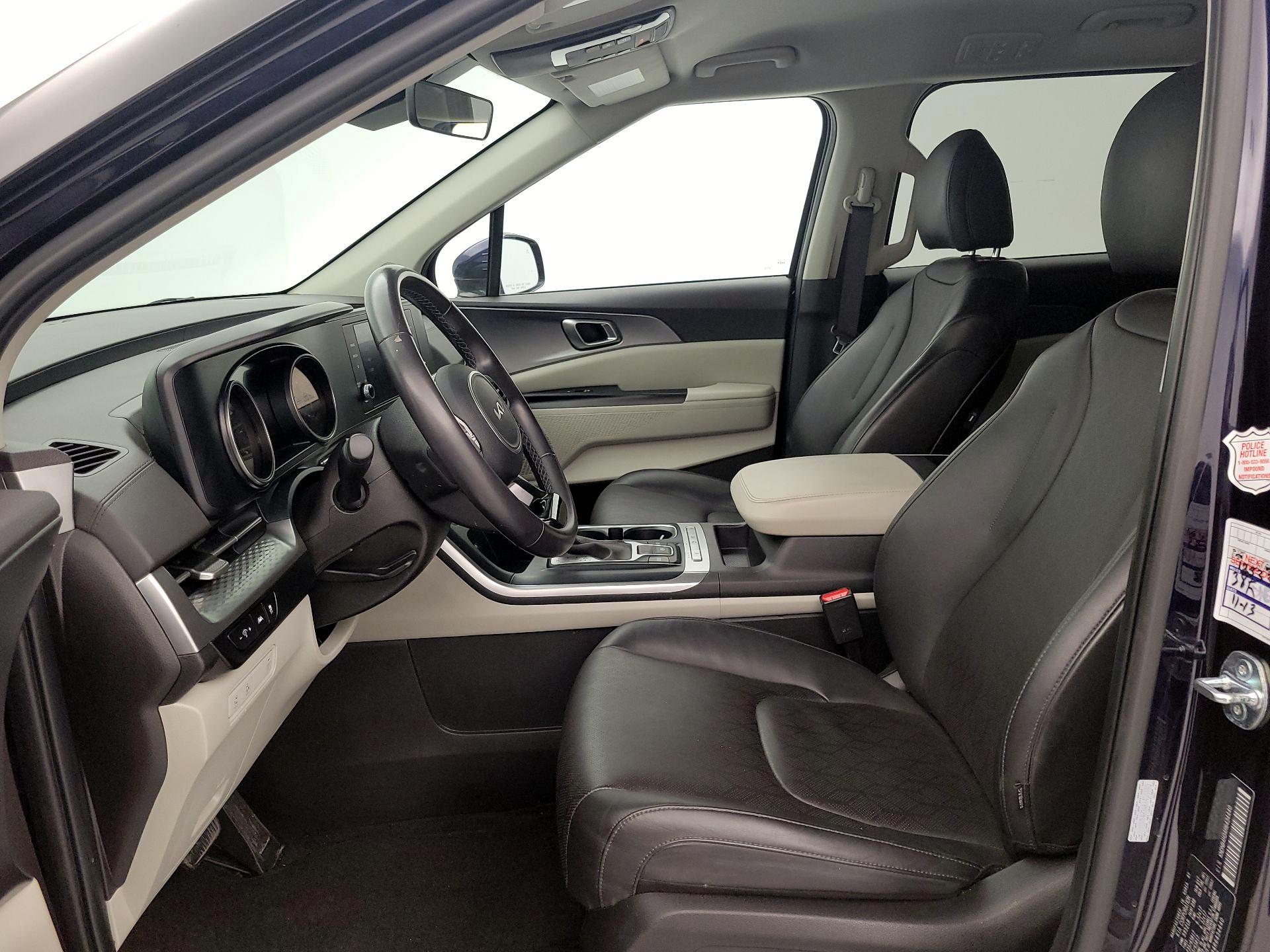 Thumbnail: 2024 Kia Carnival - 11