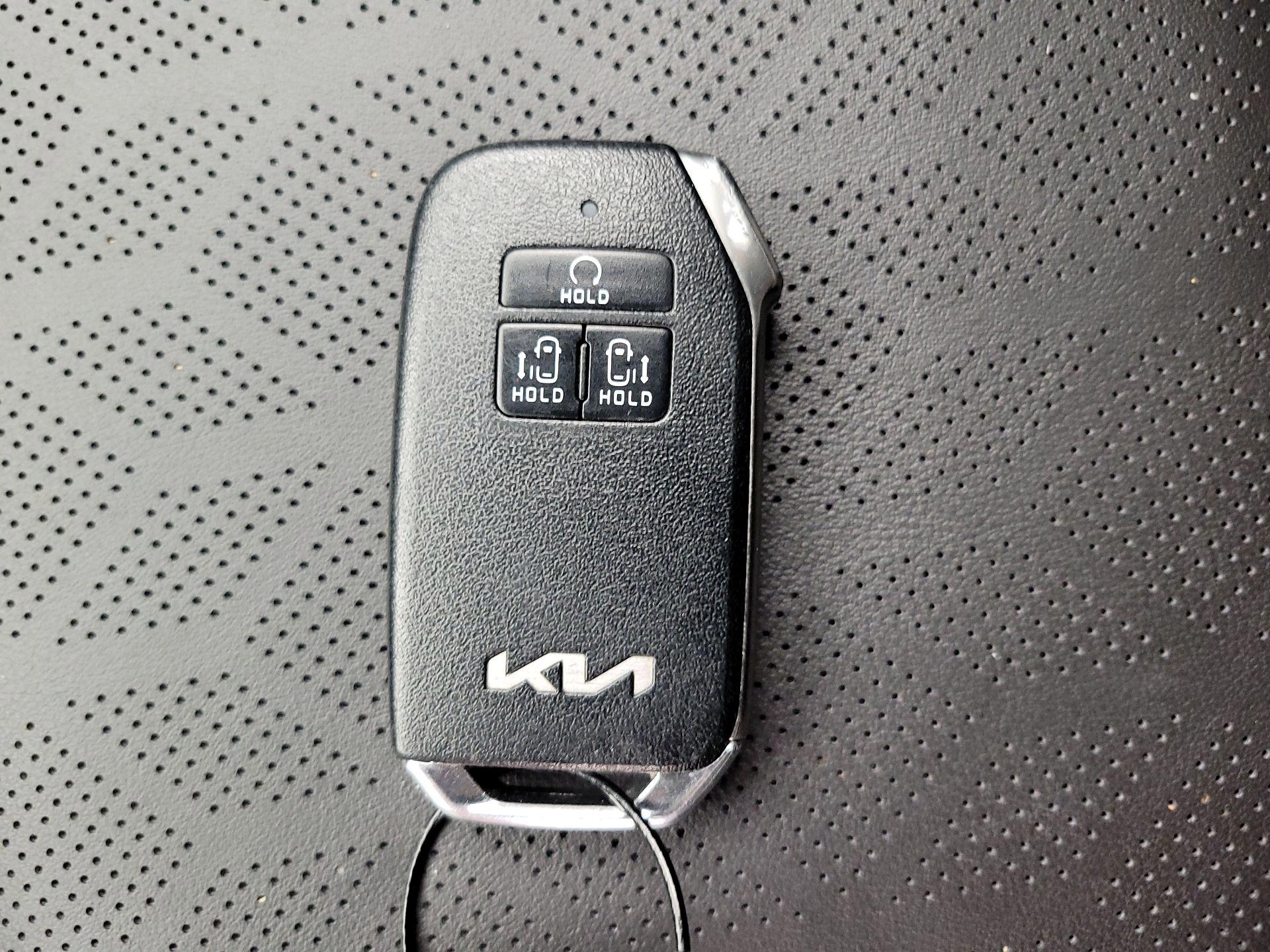 Thumbnail: 2024 Kia Carnival - 18